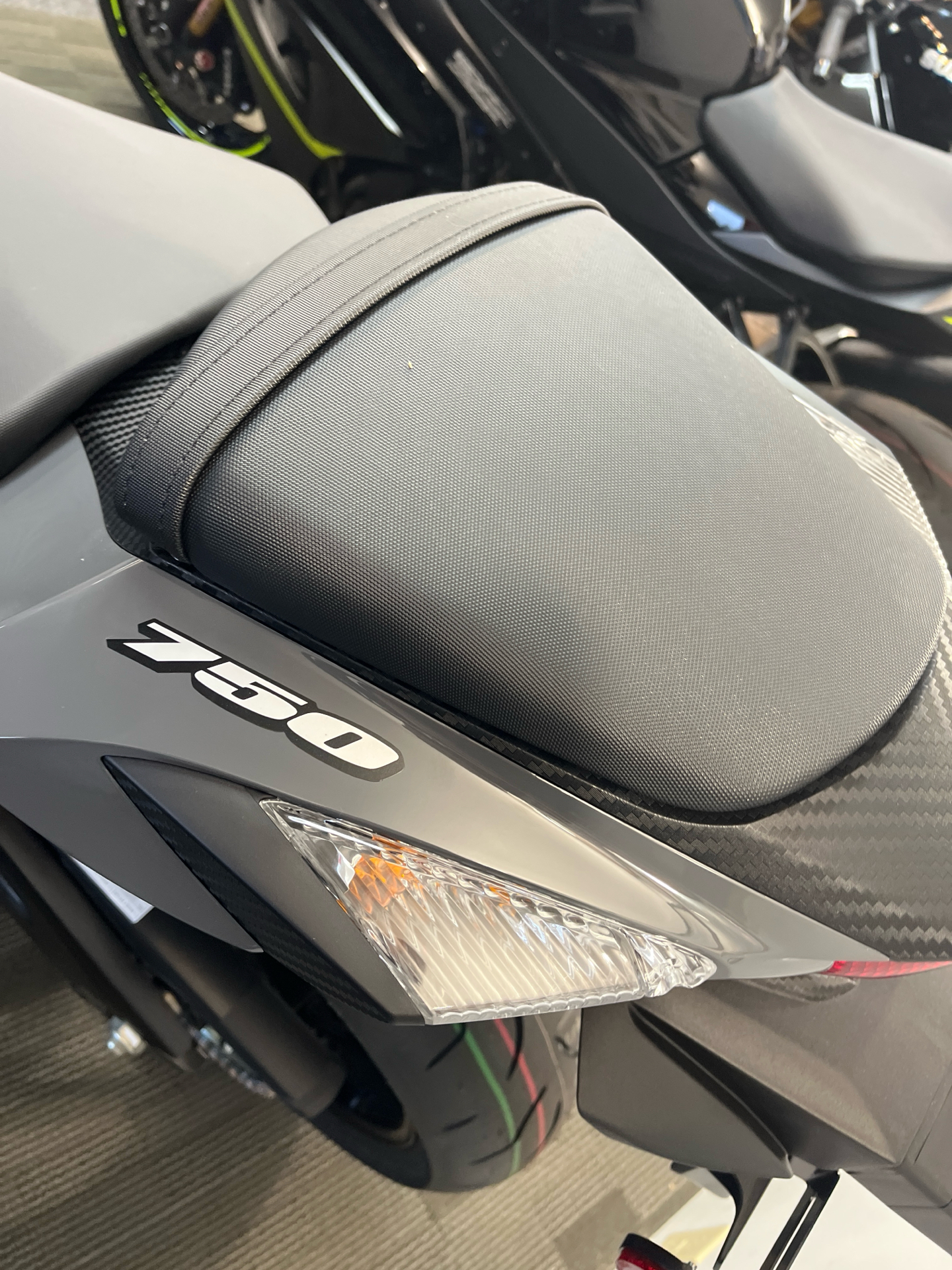 2025 Suzuki GSX-R750 in West Bridgewater, Massachusetts - Photo 8