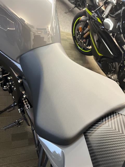 2025 Suzuki GSX-R750 in West Bridgewater, Massachusetts - Photo 9