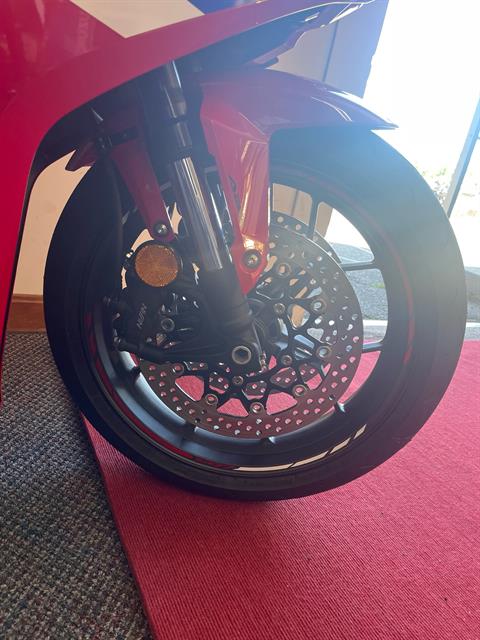 2025 Honda CBR650R E-Clutch in West Bridgewater, Massachusetts - Photo 6