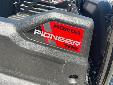 2025 Honda Pioneer 700 in West Bridgewater, Massachusetts - Photo 2