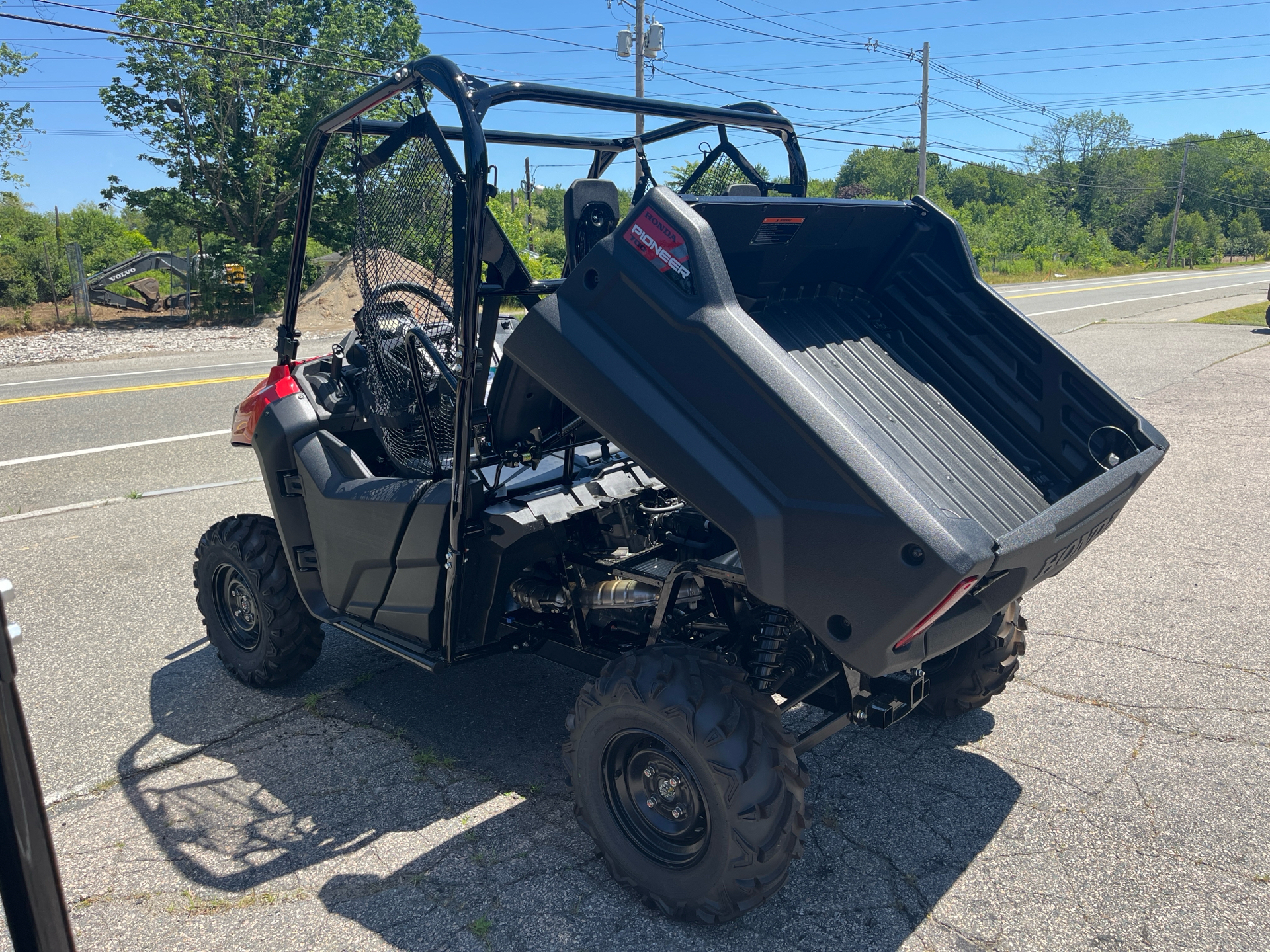 2025 Honda Pioneer 700 in West Bridgewater, Massachusetts - Photo 6