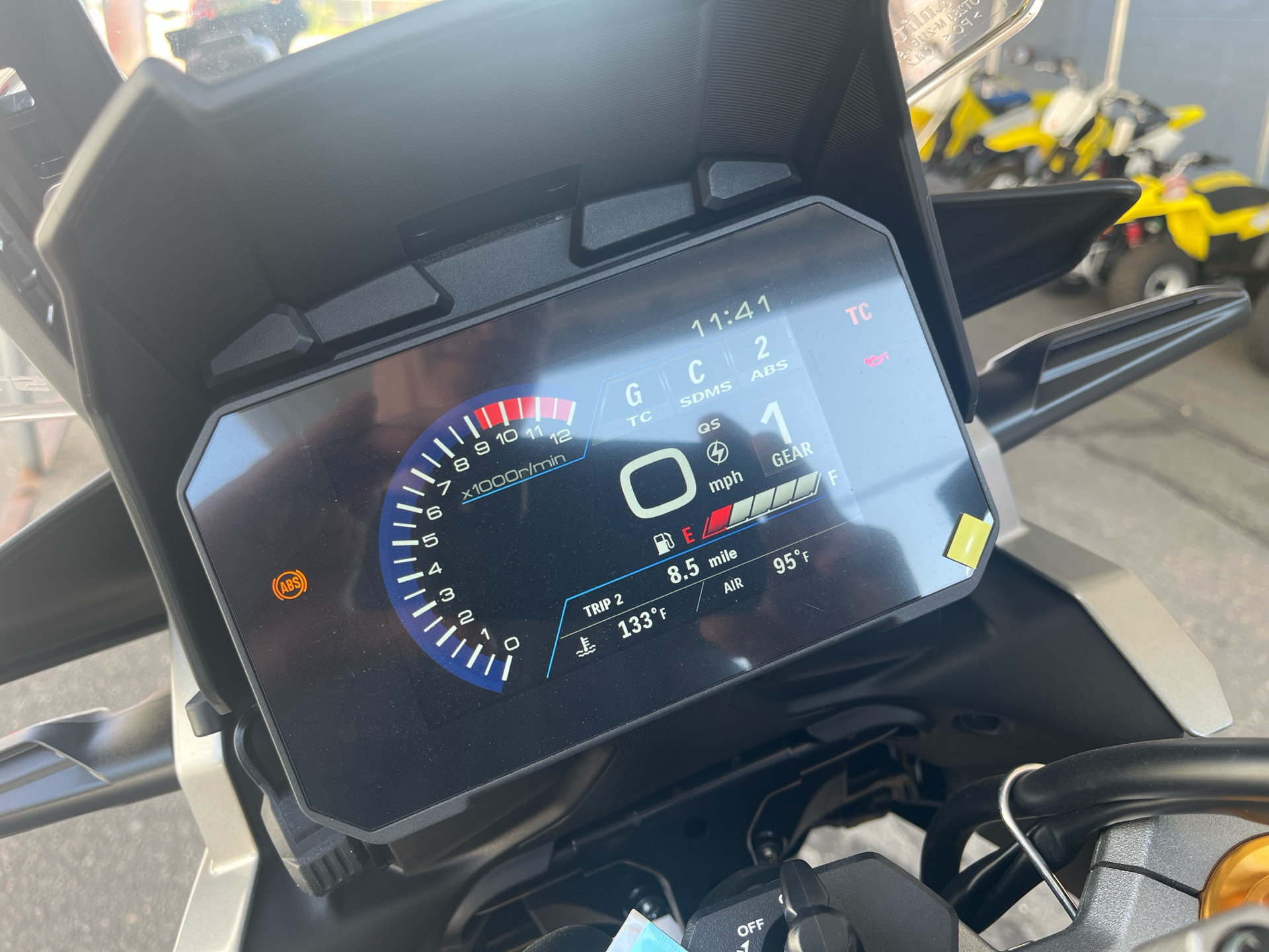 2024 Suzuki V-Strom 1050DE in West Bridgewater, Massachusetts - Photo 7