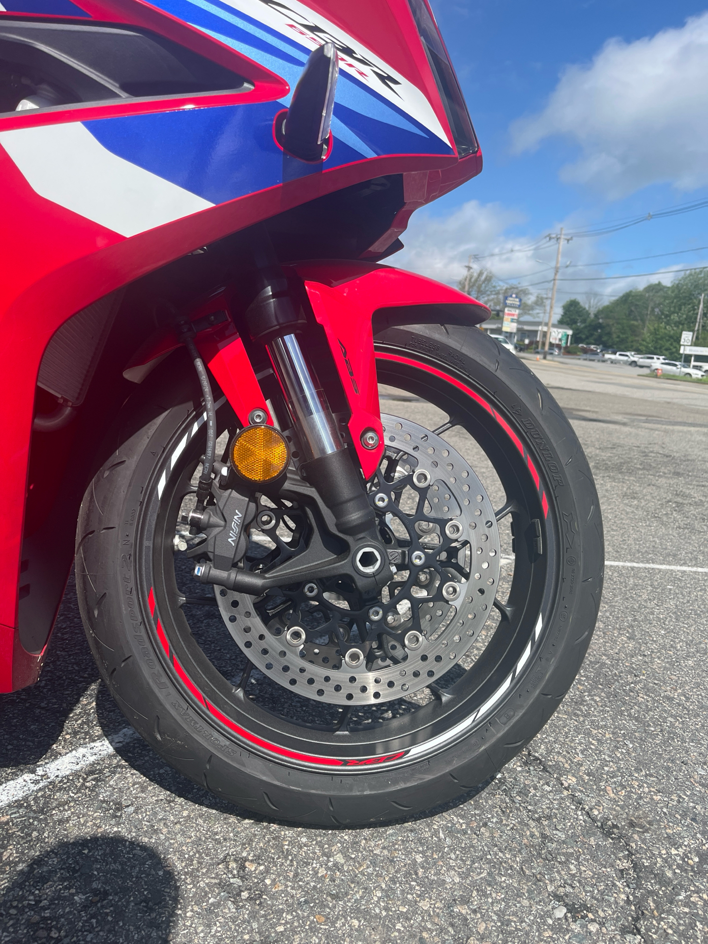 2024 Honda CBR650R ABS in West Bridgewater, Massachusetts - Photo 4