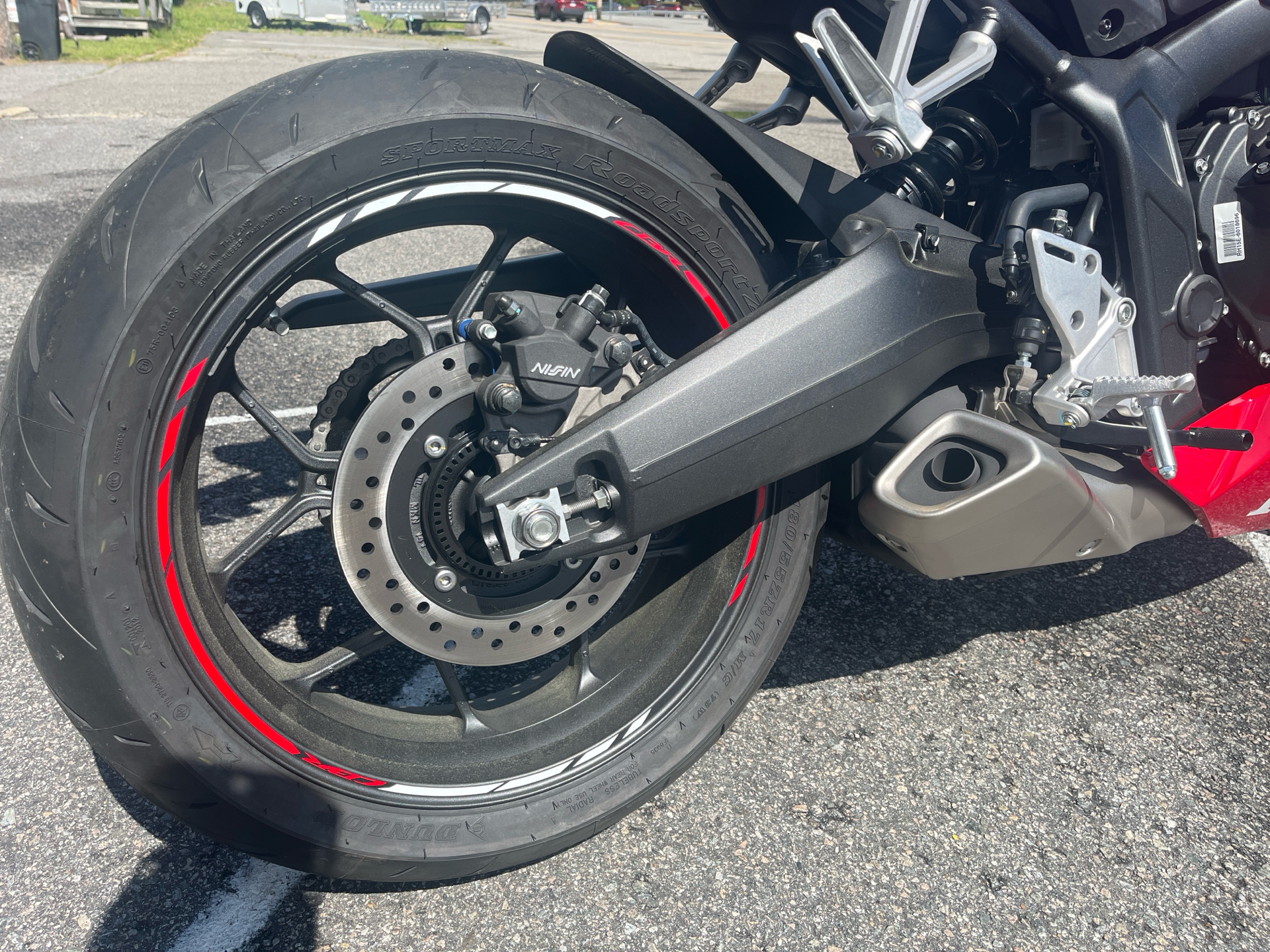 2024 Honda CBR650R ABS in West Bridgewater, Massachusetts - Photo 8