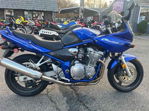 2001 Suzuki Bandit 600 in West Bridgewater, Massachusetts - Photo 1