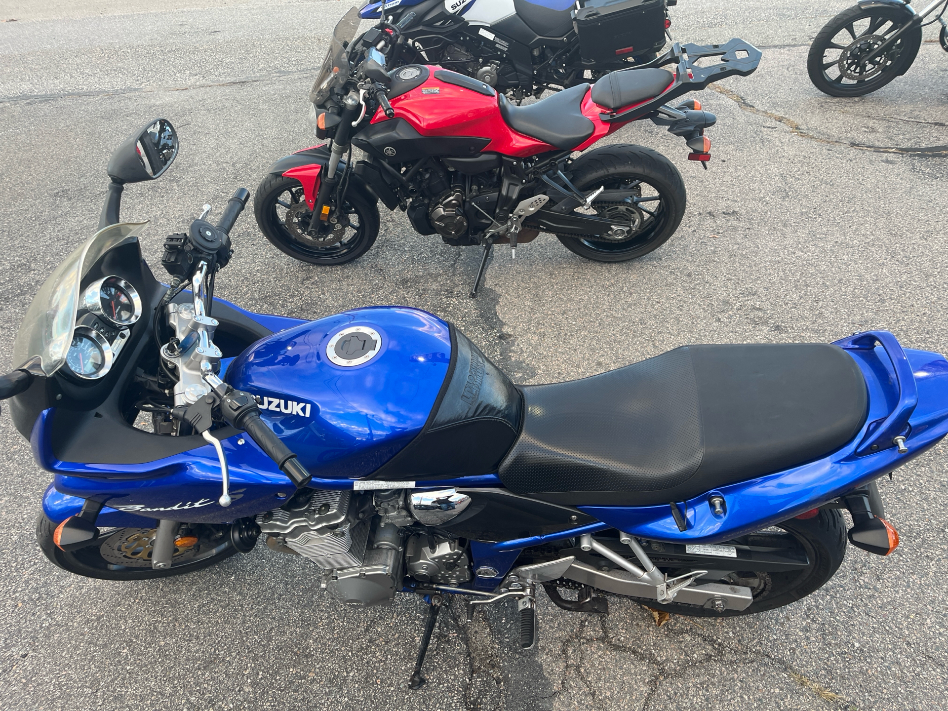 2001 Suzuki Bandit 600 in West Bridgewater, Massachusetts - Photo 8