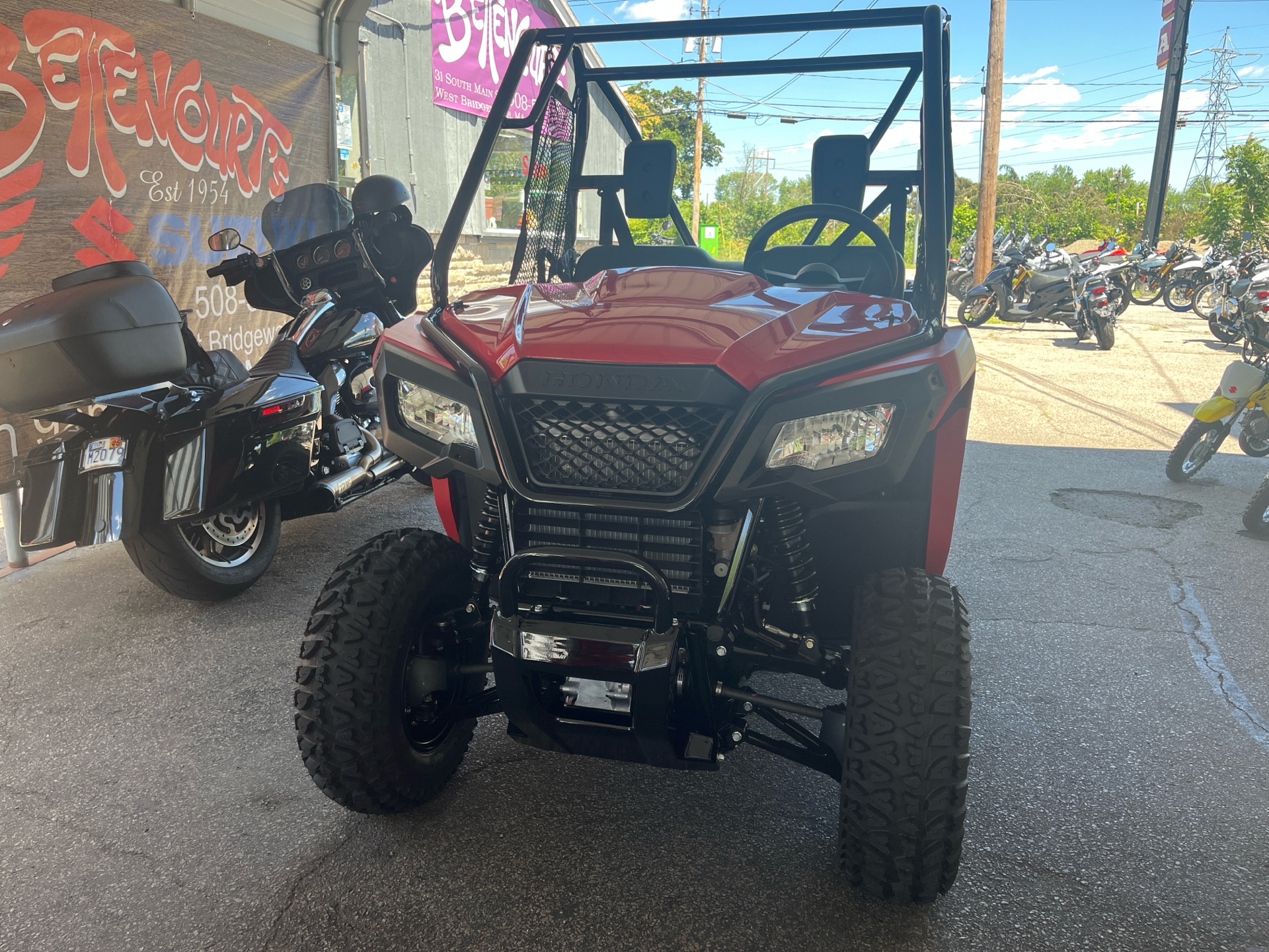 2025 Honda Pioneer 520 in West Bridgewater, Massachusetts - Photo 3