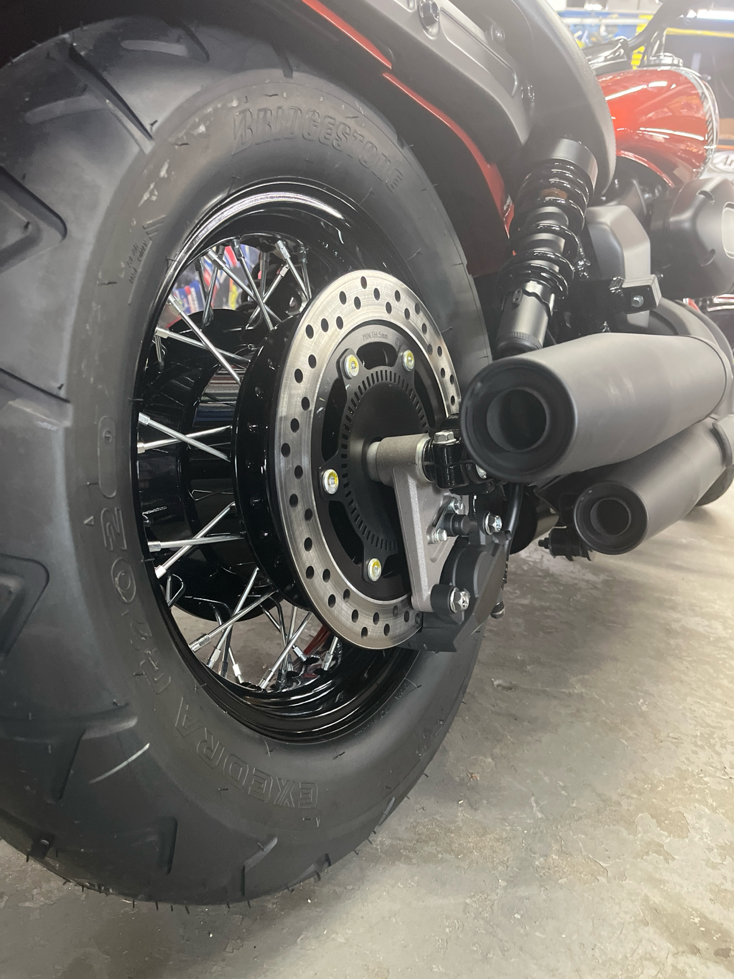 2025 Honda Shadow Phantom ABS in West Bridgewater, Massachusetts - Photo 4