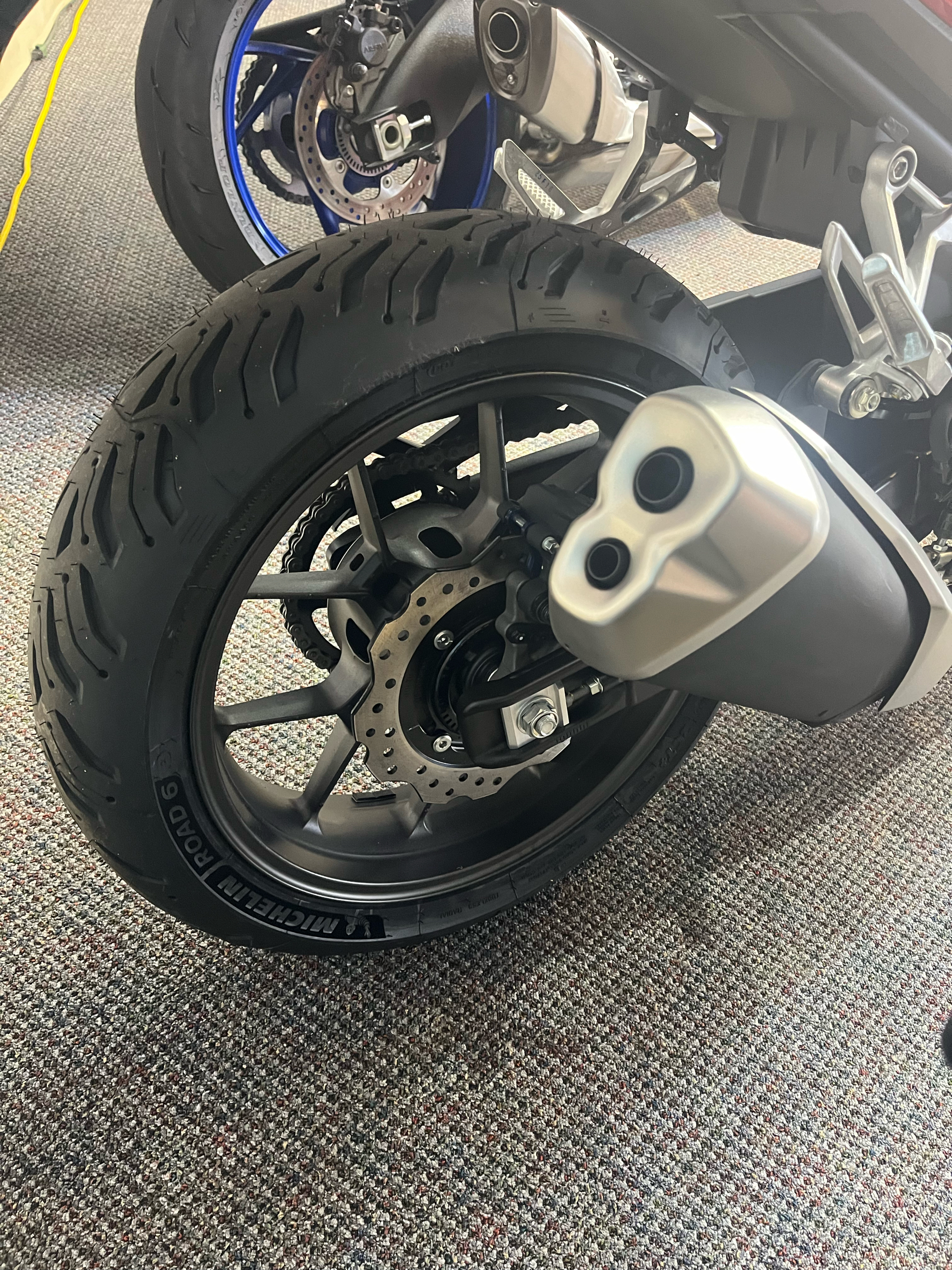 2025 Honda CBR500R in West Bridgewater, Massachusetts - Photo 6