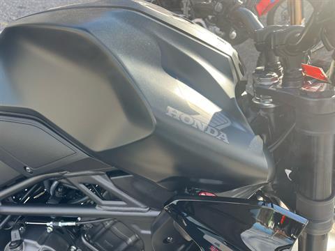 2025 Honda CB300R ABS in West Bridgewater, Massachusetts - Photo 2