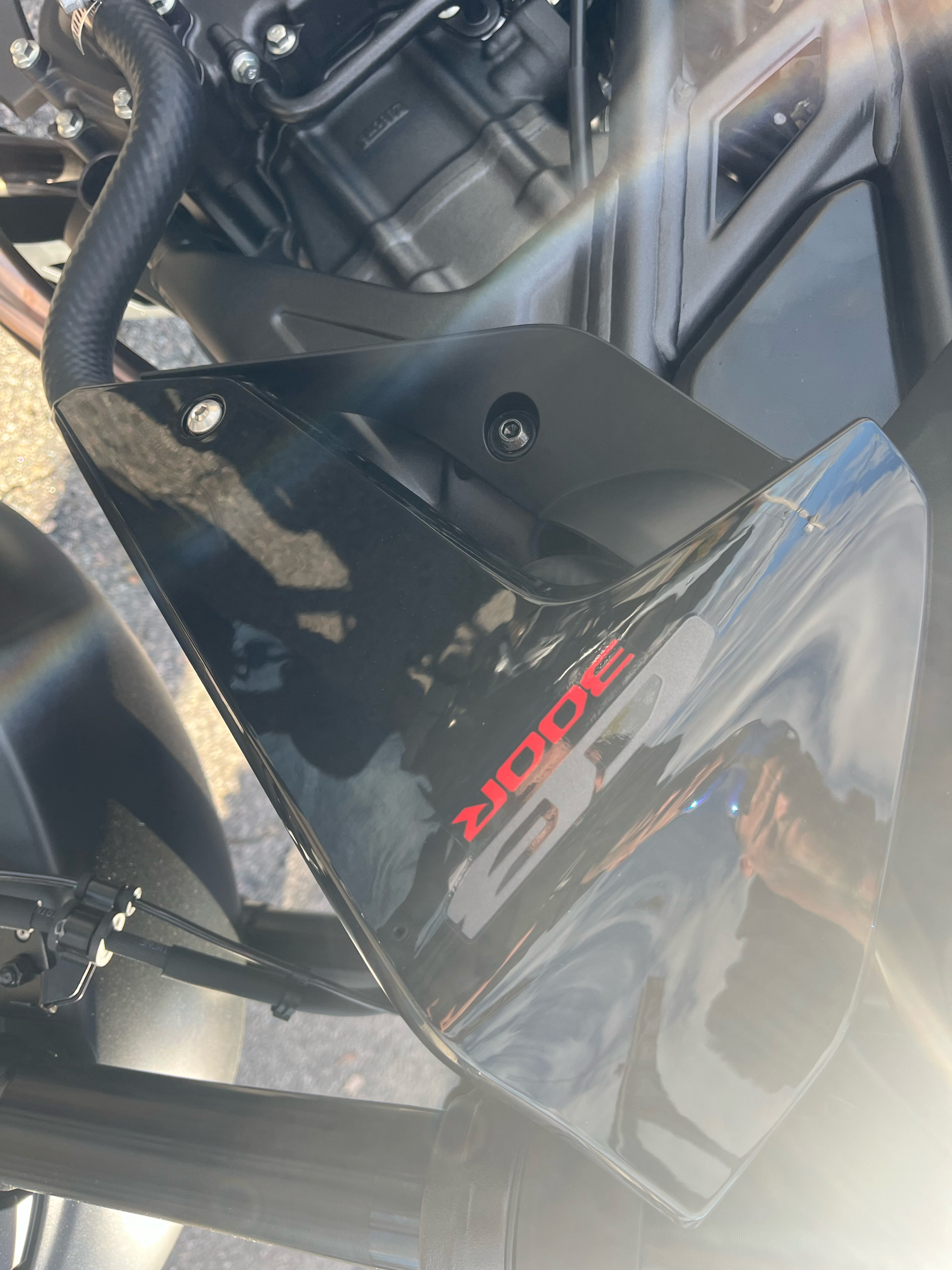 2025 Honda CB300R ABS in West Bridgewater, Massachusetts - Photo 3