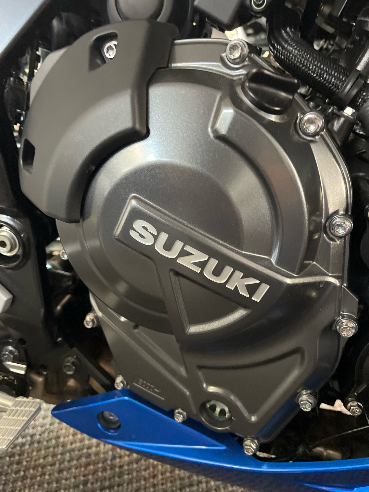 2024 Suzuki GSX-8R in West Bridgewater, Massachusetts - Photo 4