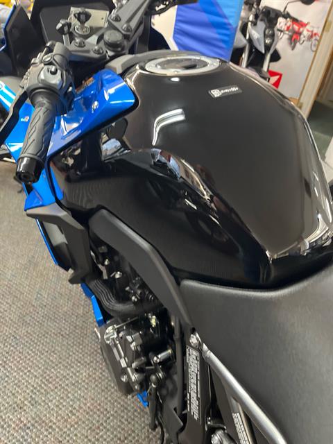 2024 Suzuki GSX-8R in West Bridgewater, Massachusetts - Photo 9