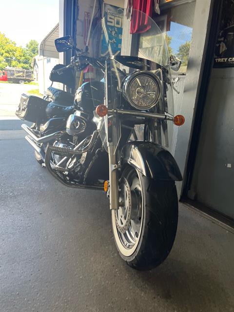 2005 Suzuki Boulevard C90 Black in West Bridgewater, Massachusetts - Photo 5