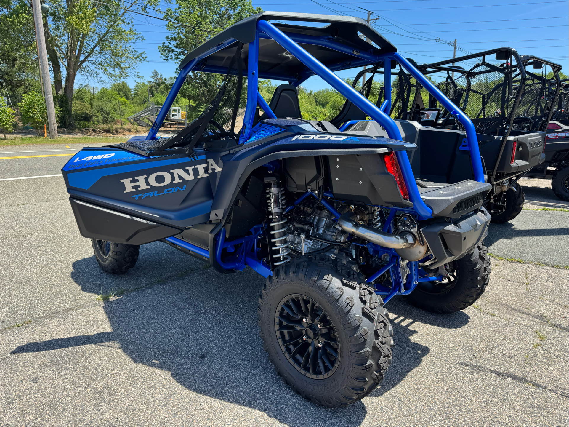 2025 Honda Talon 1000X FOX Live Valve in West Bridgewater, Massachusetts - Photo 6