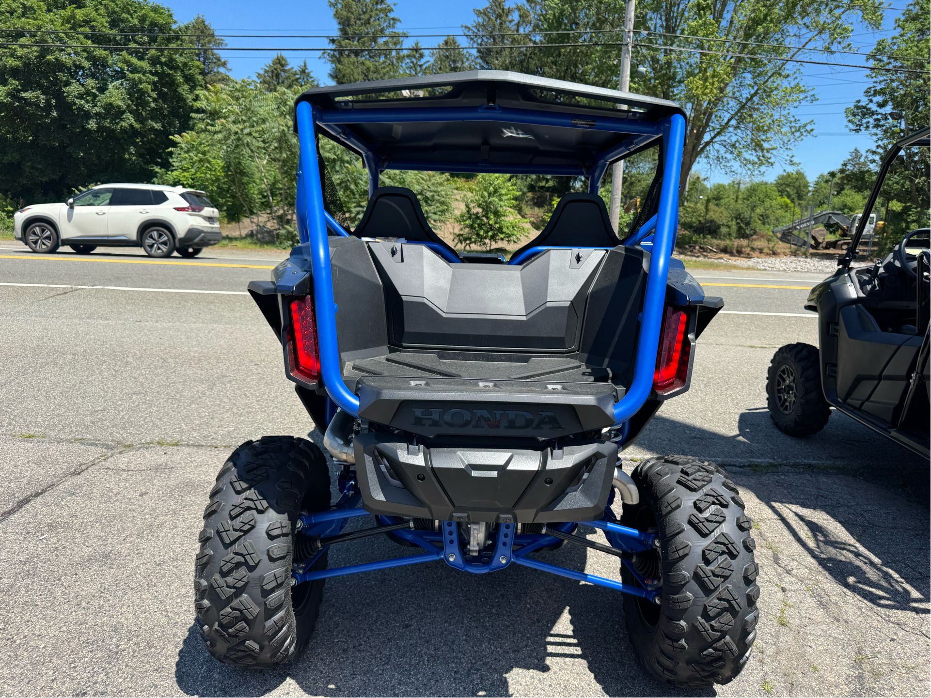 2025 Honda Talon 1000X FOX Live Valve in West Bridgewater, Massachusetts - Photo 12