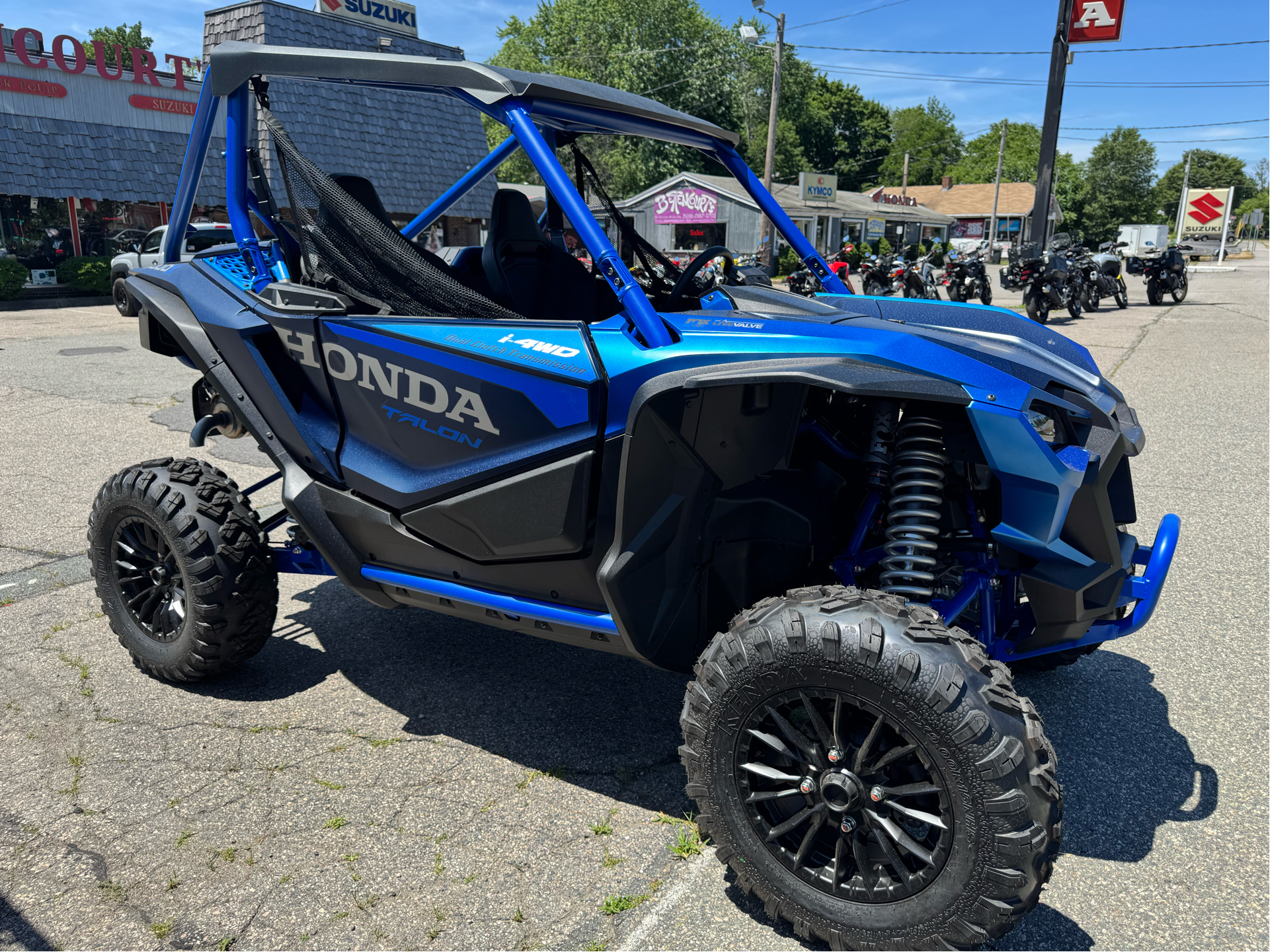 2025 Honda Talon 1000X FOX Live Valve in West Bridgewater, Massachusetts - Photo 16