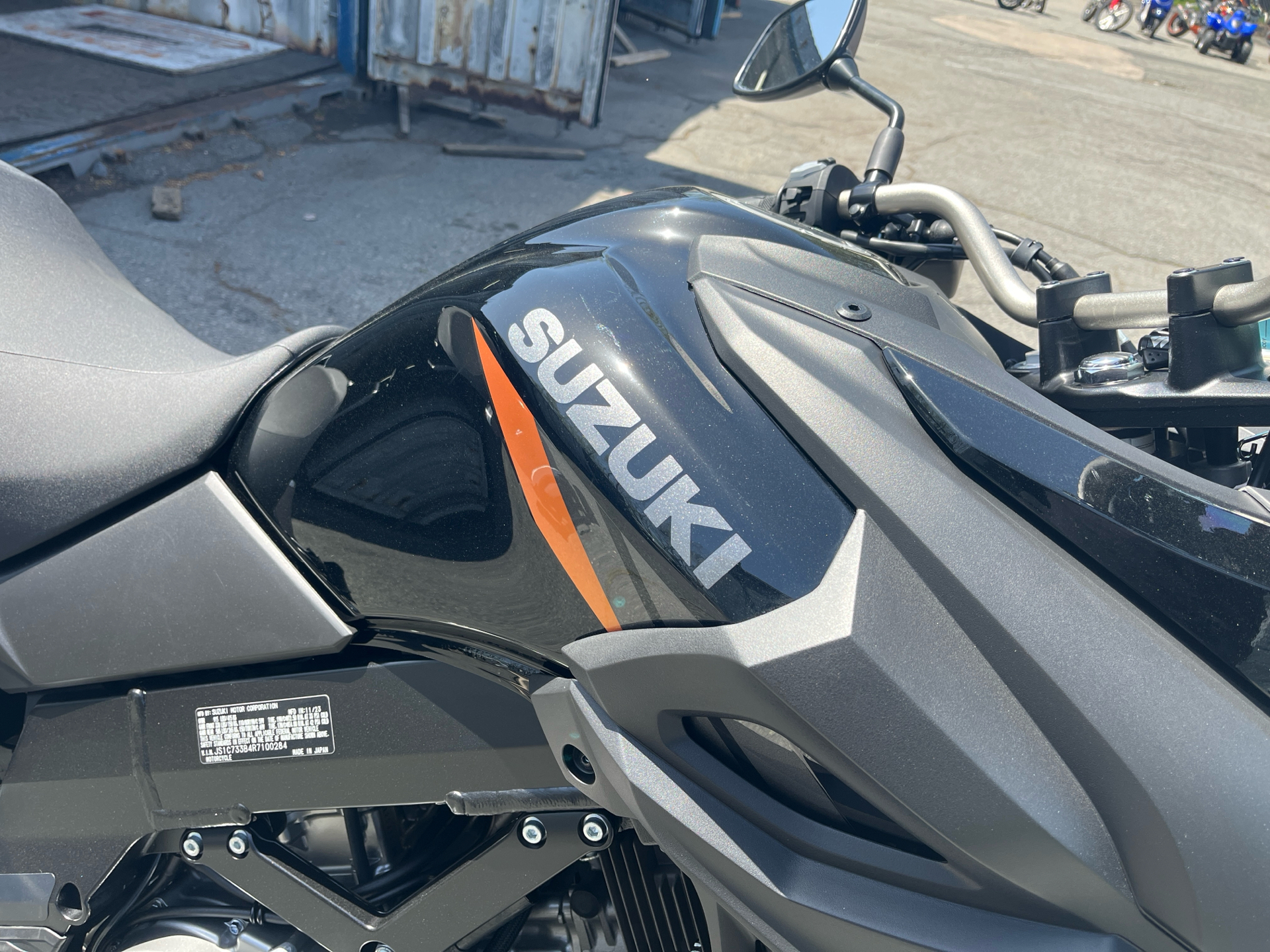 2024 Suzuki V-Strom 650XT in West Bridgewater, Massachusetts - Photo 2