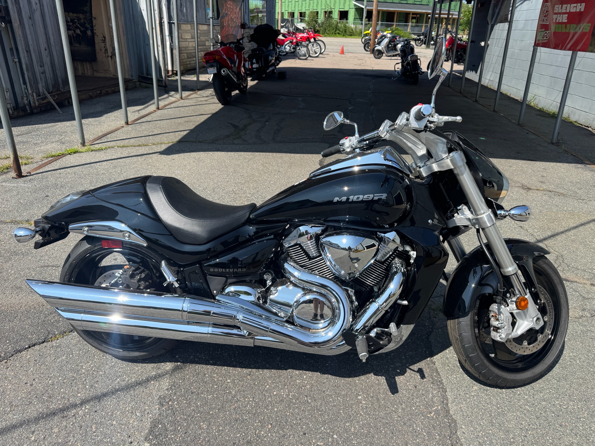 2025 Boulevard M109R