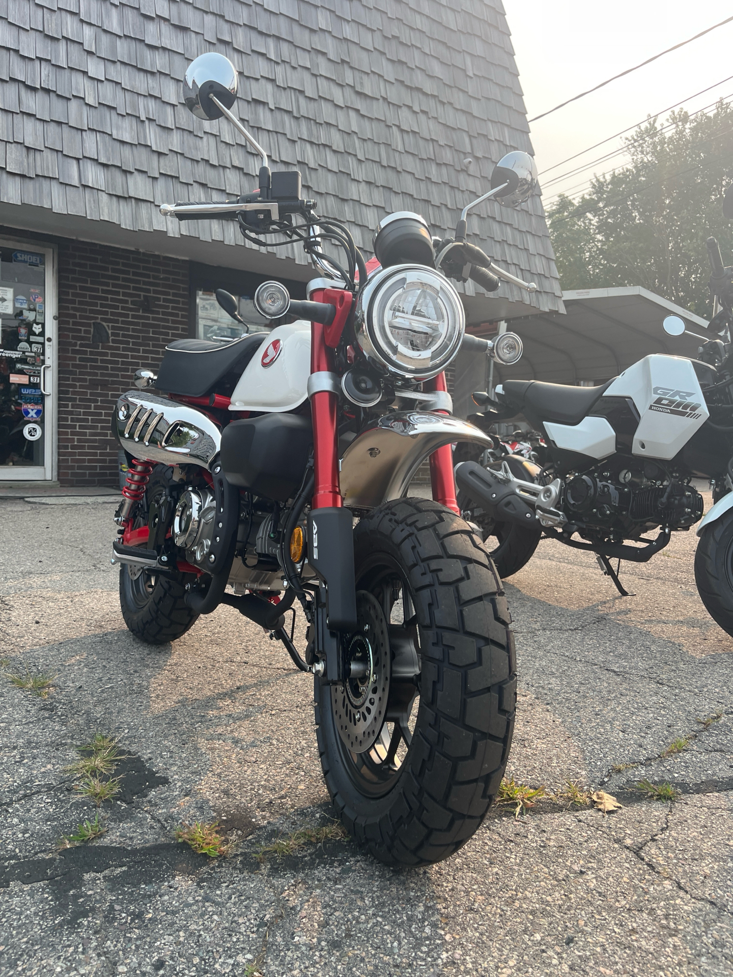 2025 Honda Monkey ABS in West Bridgewater, Massachusetts - Photo 5