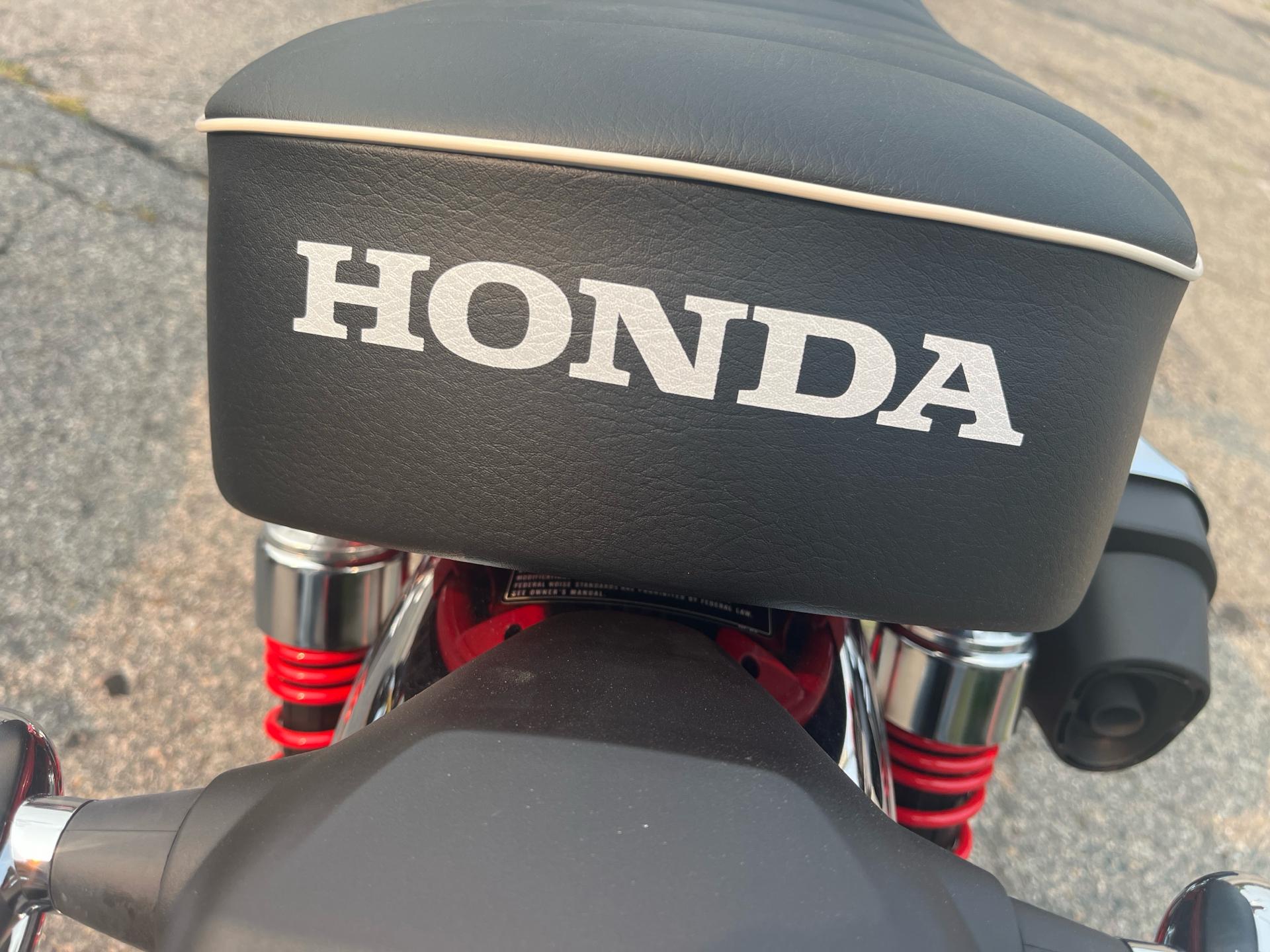 2025 Honda Monkey ABS in West Bridgewater, Massachusetts - Photo 7