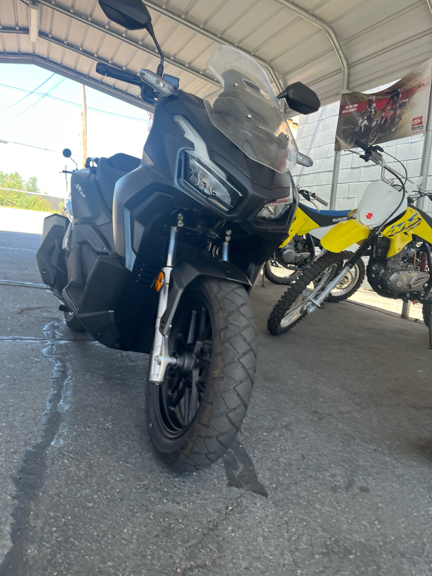 2025 Honda ADV160 in West Bridgewater, Massachusetts - Photo 4