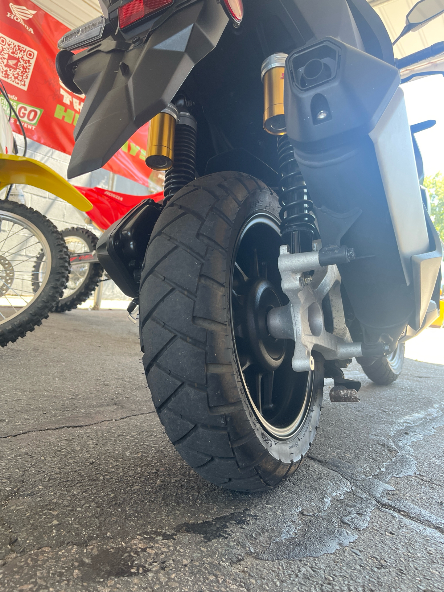 2025 Honda ADV160 in West Bridgewater, Massachusetts - Photo 5