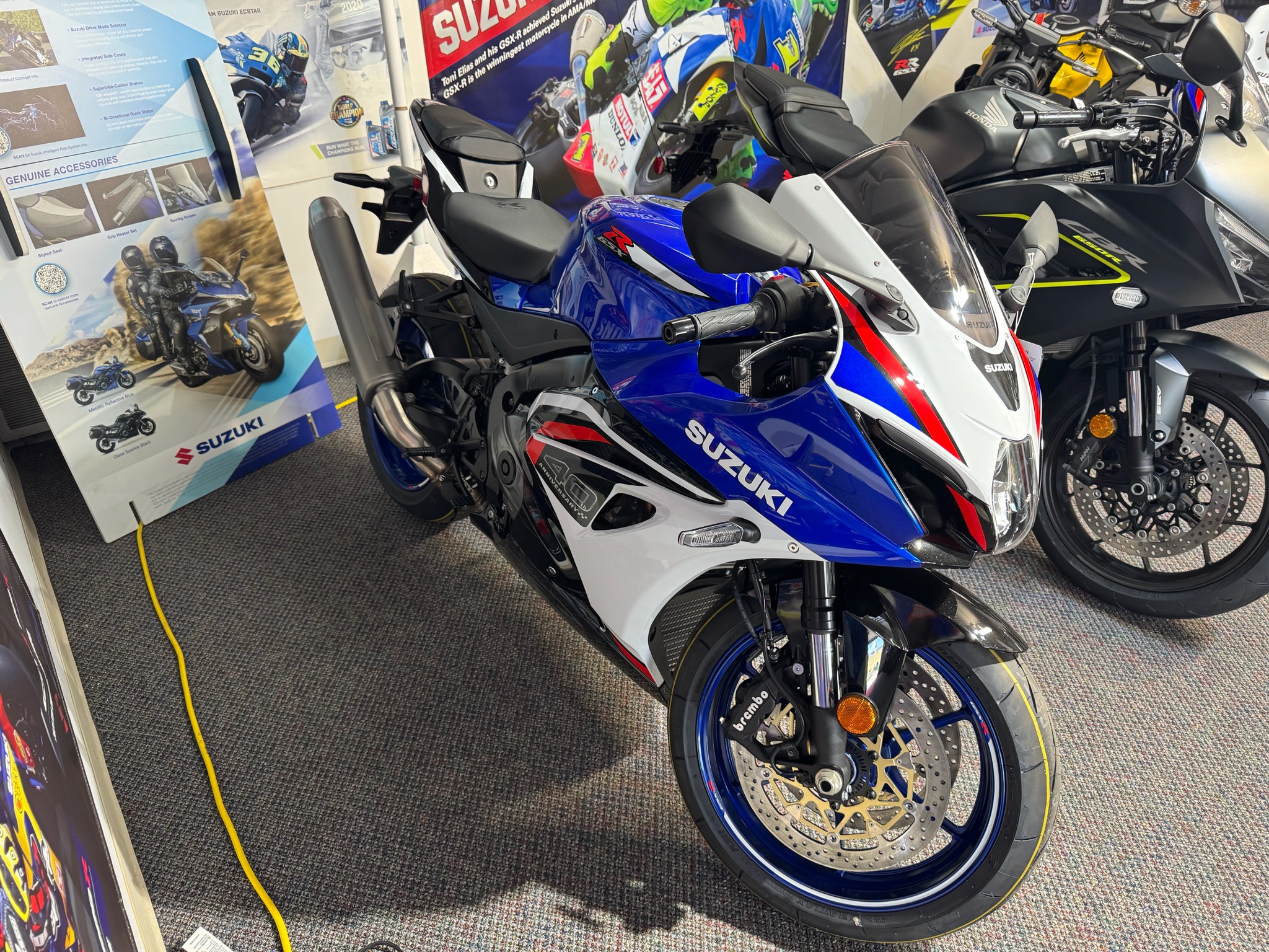 2027 GSX-R1000 40th Anniversary Edition