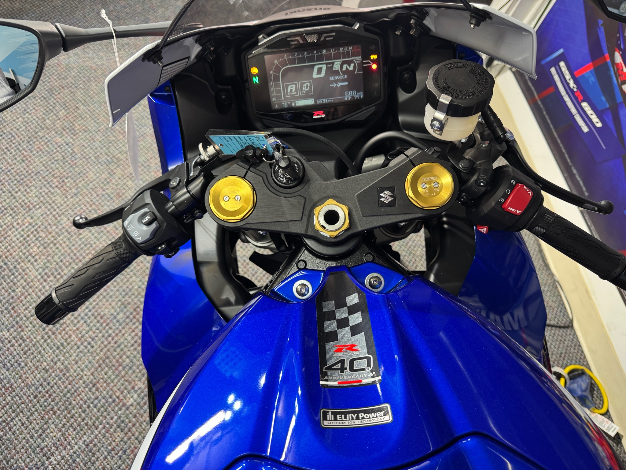 2027 Suzuki GSX-R1000 40th Anniversary Edition 6