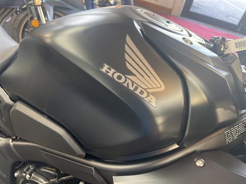 2026 Honda CBR650R E-Clutch in West Bridgewater, Massachusetts - Photo 3