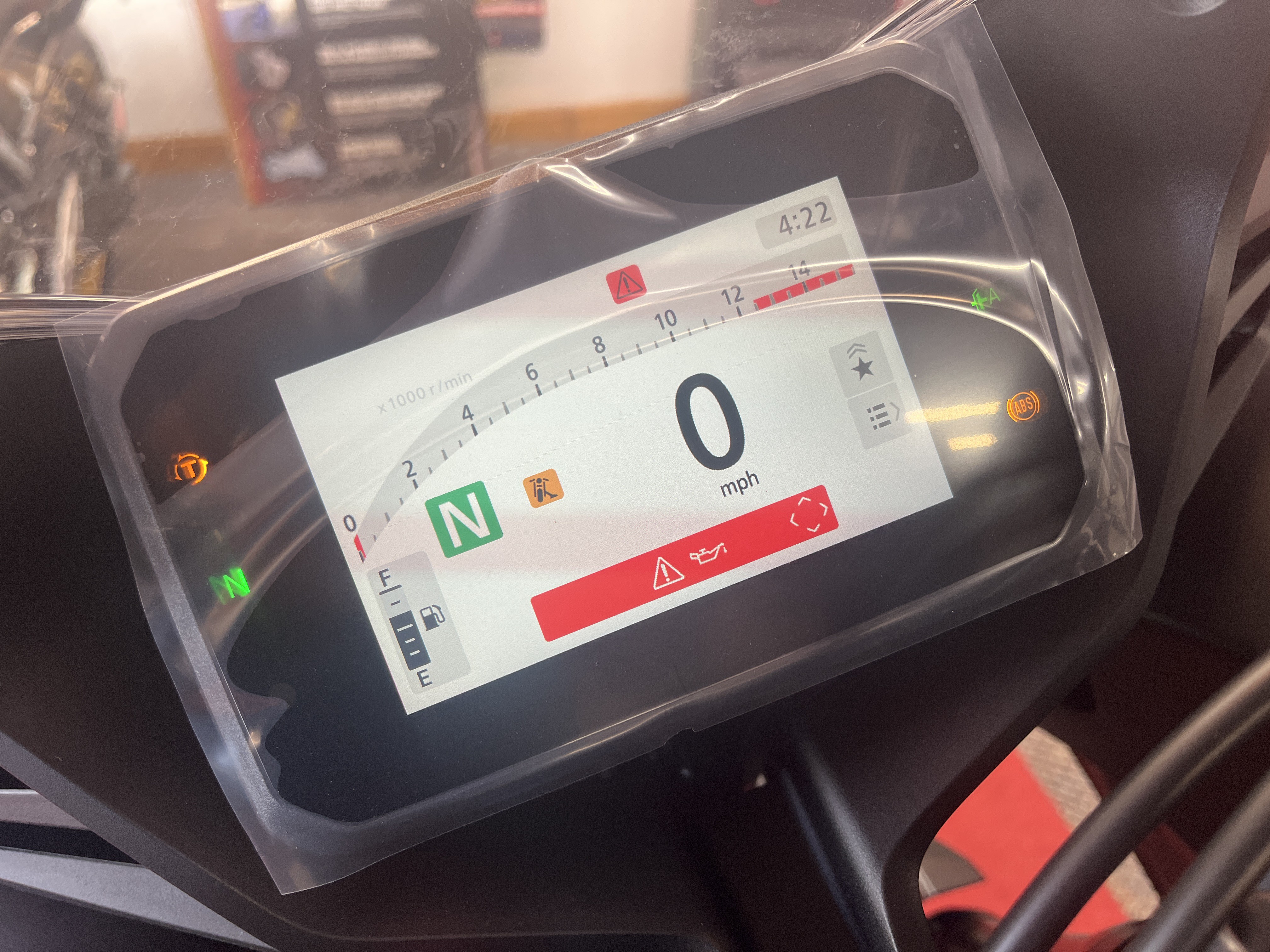 2026 Honda CBR650R E-Clutch in West Bridgewater, Massachusetts - Photo 6