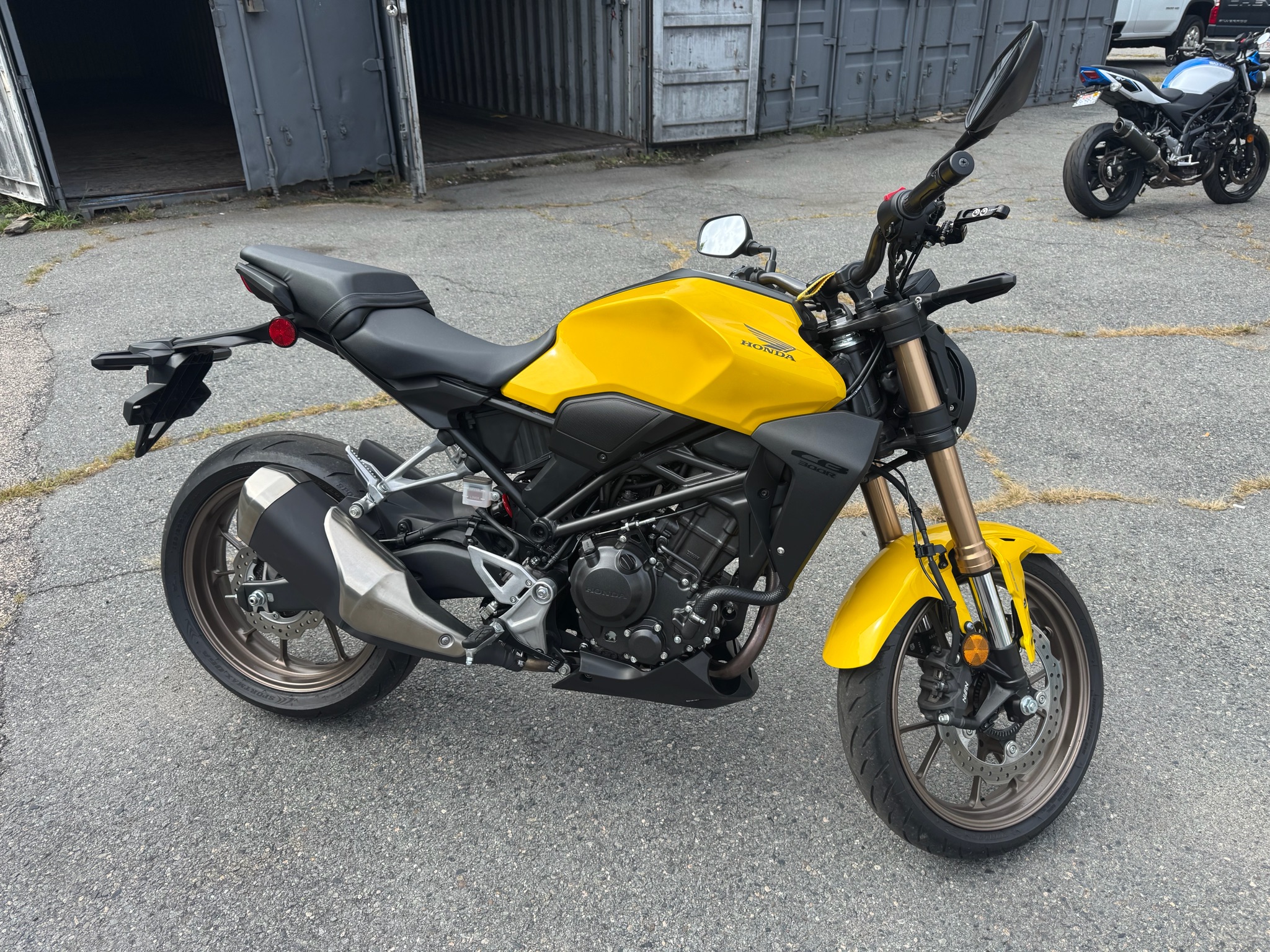 2024 CB300R ABS