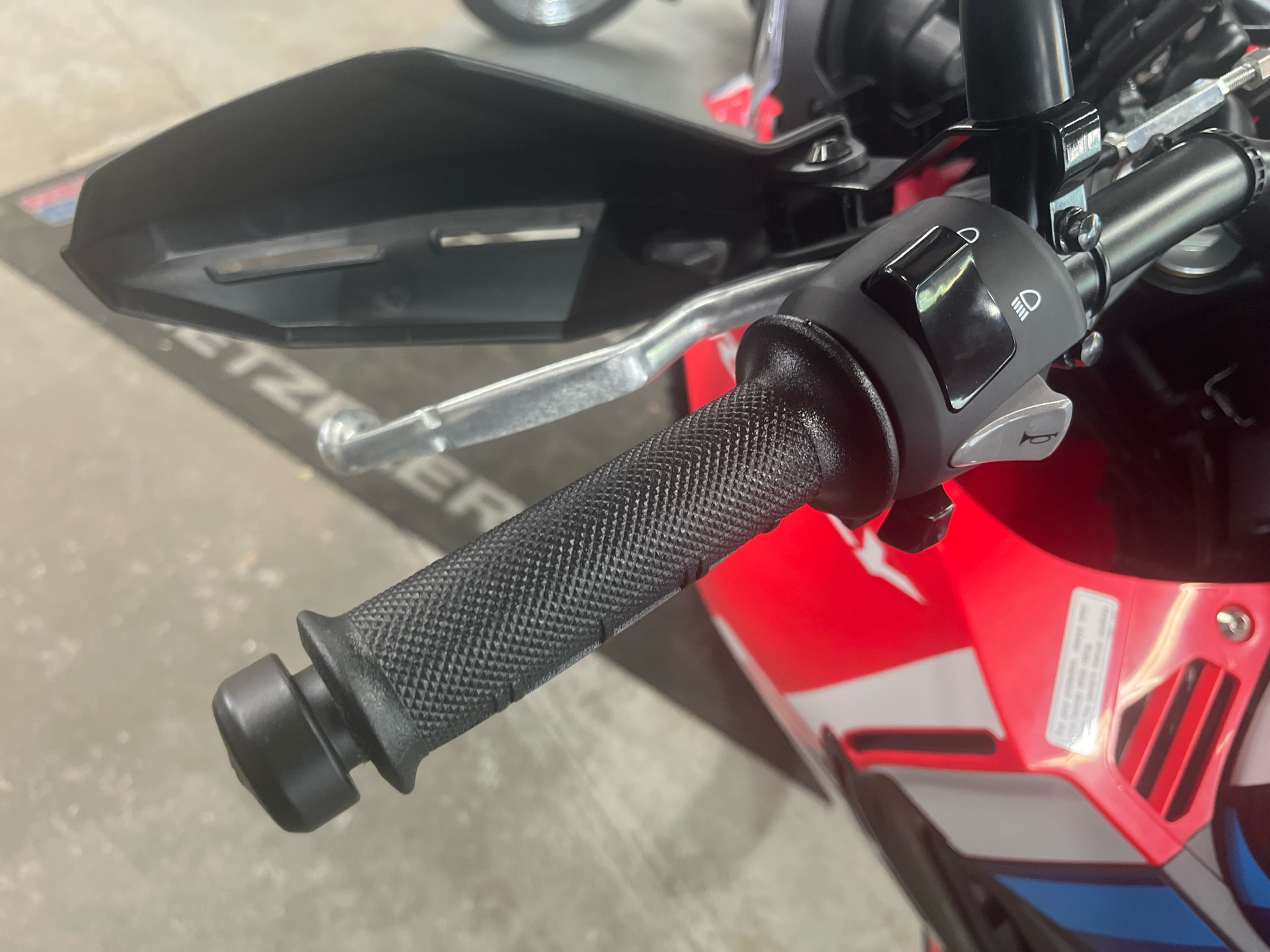2025 Honda CRF300L Rally ABS in West Bridgewater, Massachusetts - Photo 10