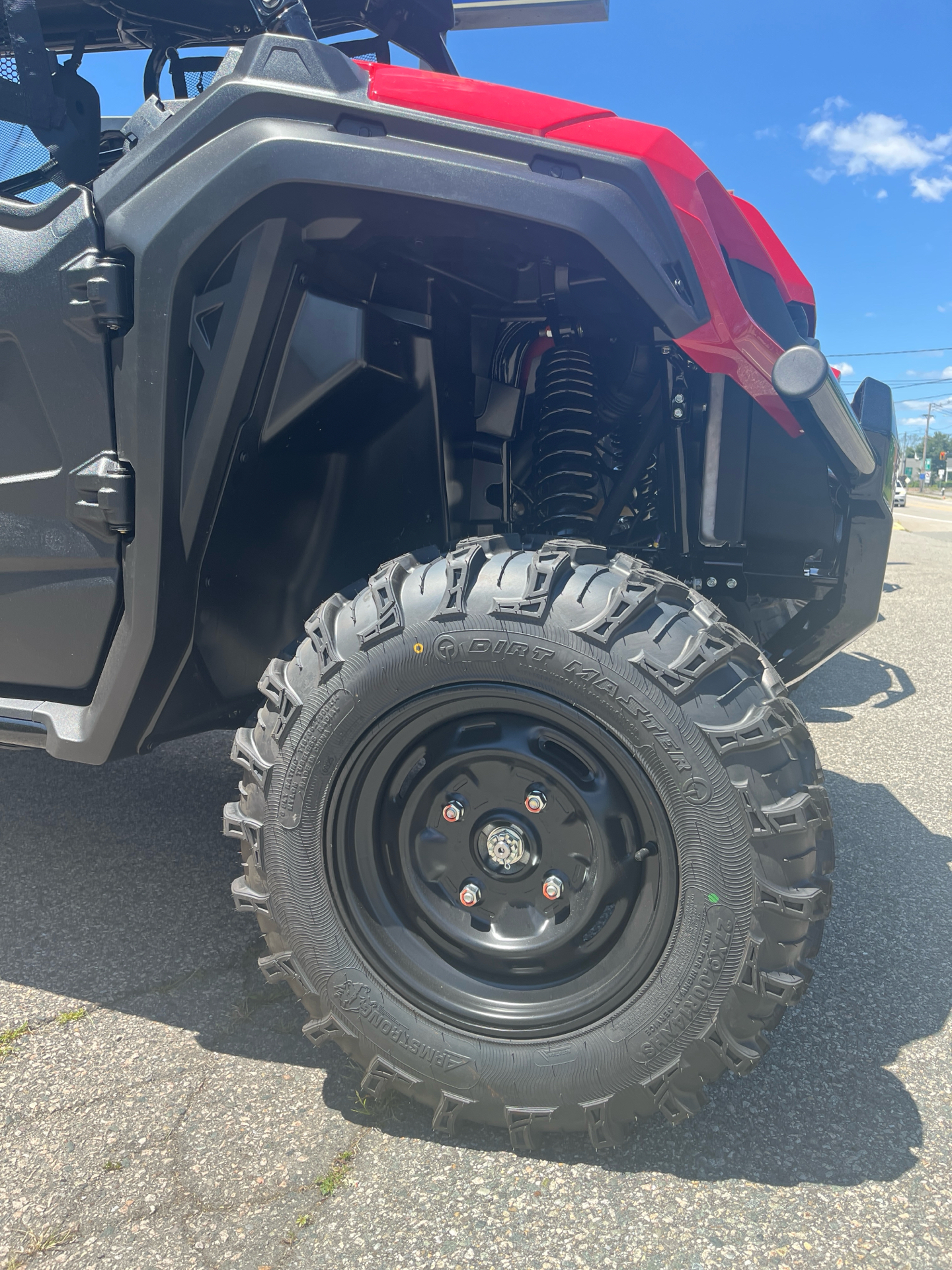 2025 Honda Pioneer 1000-5 in West Bridgewater, Massachusetts - Photo 5
