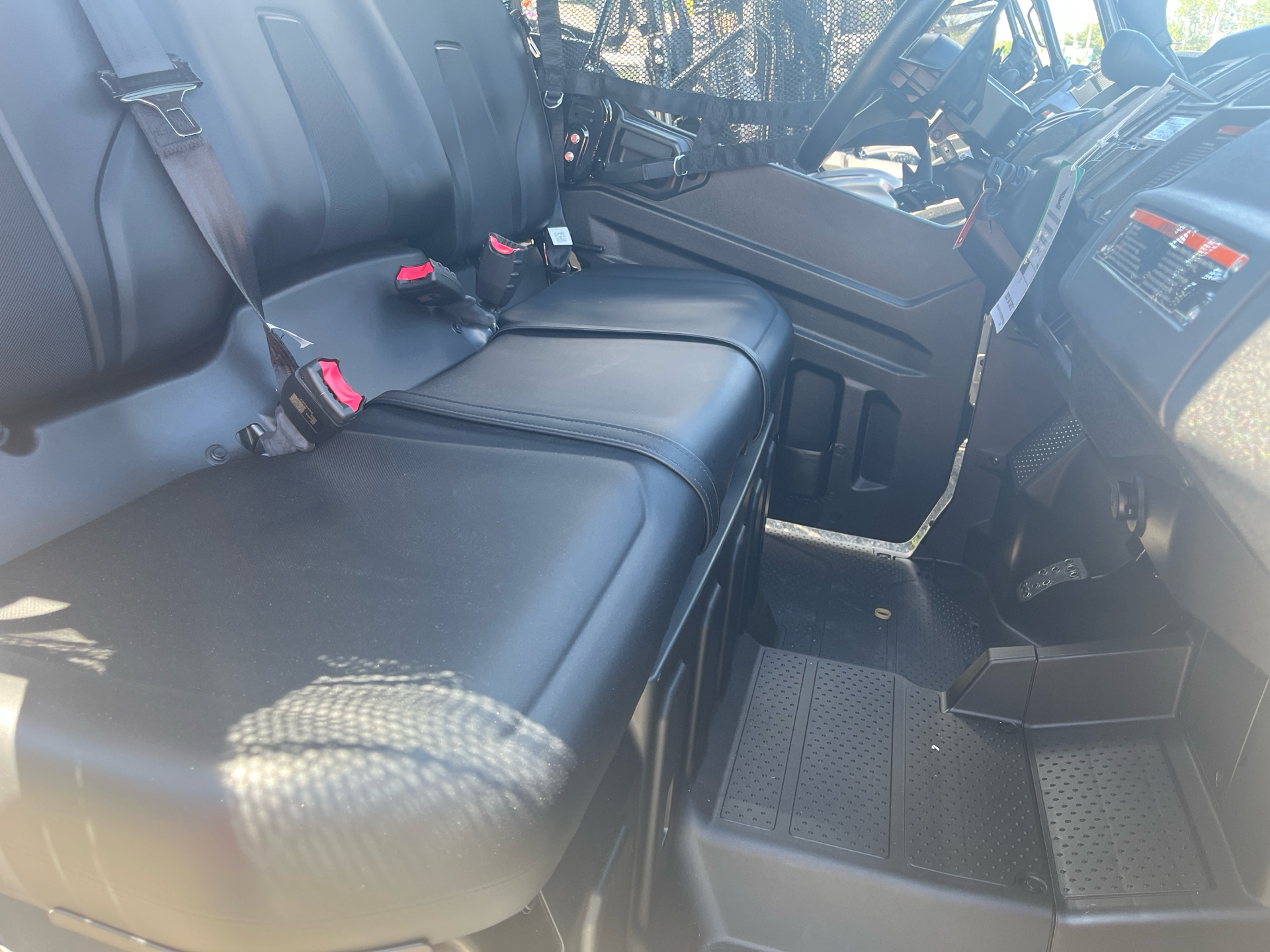 2025 Honda Pioneer 1000-5 in West Bridgewater, Massachusetts - Photo 9