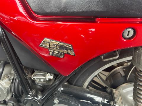 1982 Yamaha XJ750RJ in West Bridgewater, Massachusetts - Photo 3