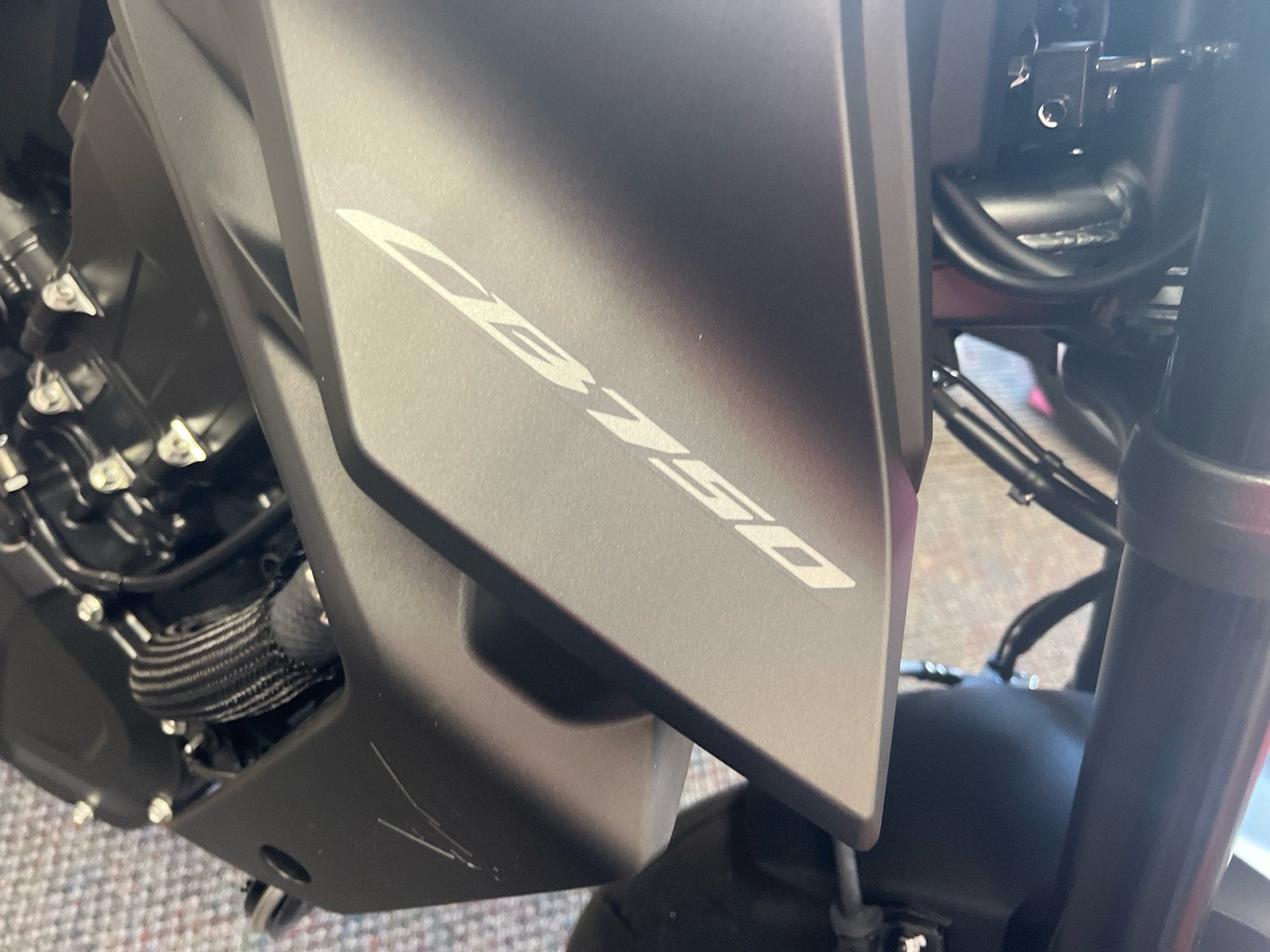 2025 Honda CB750 Hornet in West Bridgewater, Massachusetts - Photo 2