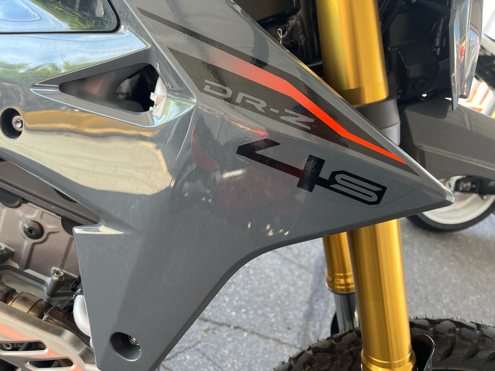 2025 Suzuki DR-Z4S in West Bridgewater, Massachusetts - Photo 2