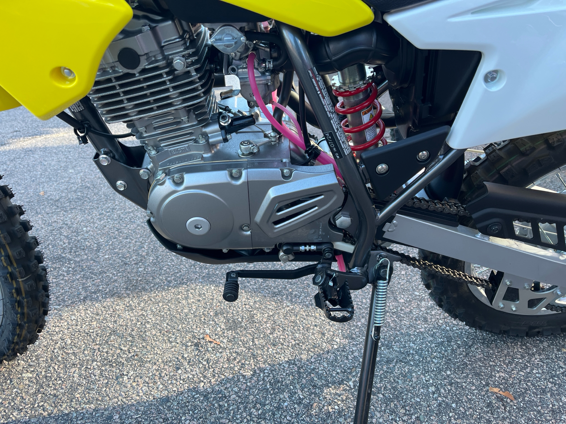 2025 Suzuki DR-Z125L in West Bridgewater, Massachusetts - Photo 8