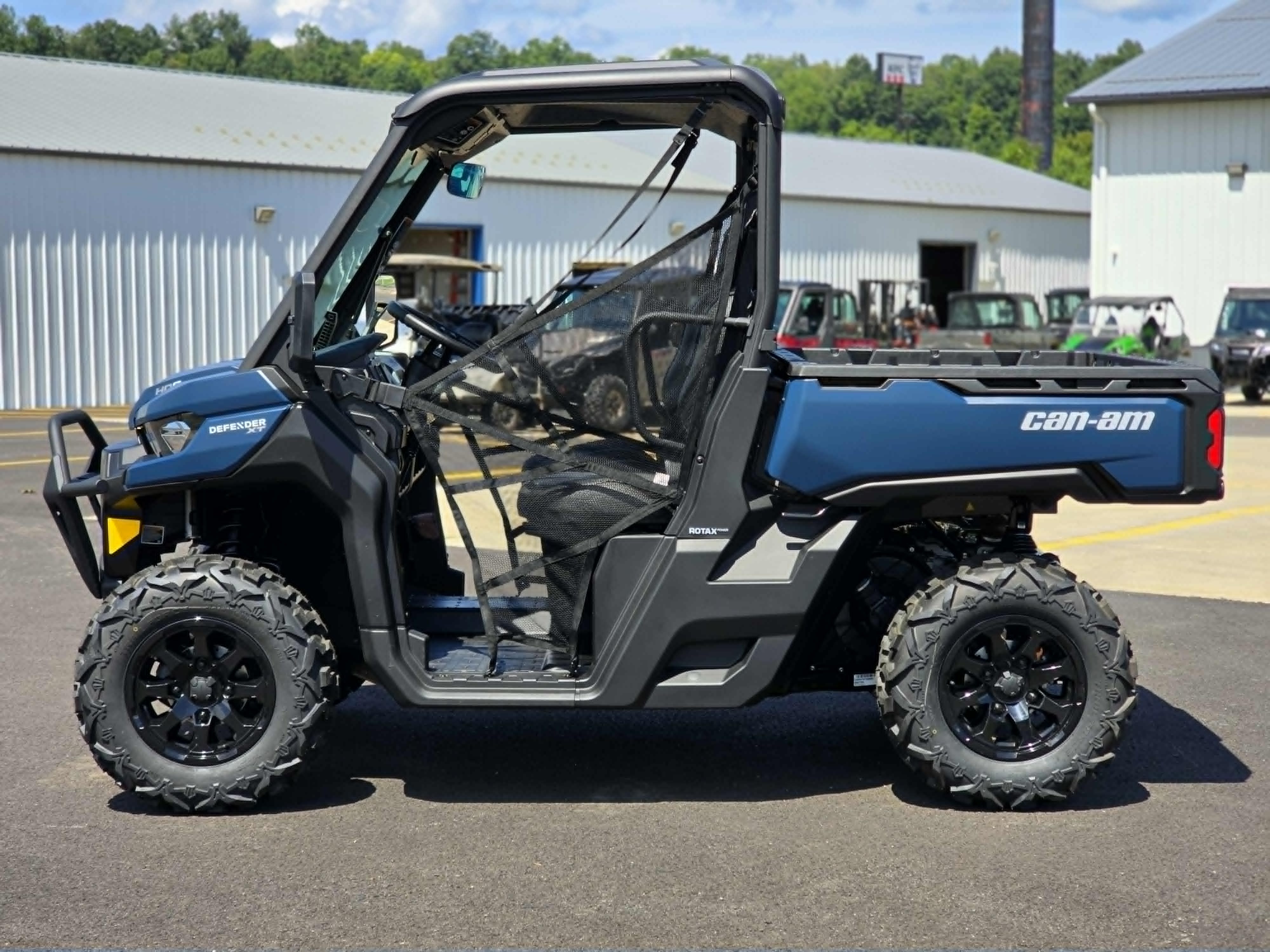 2026 Can-Am™ Defender XT HD9 2