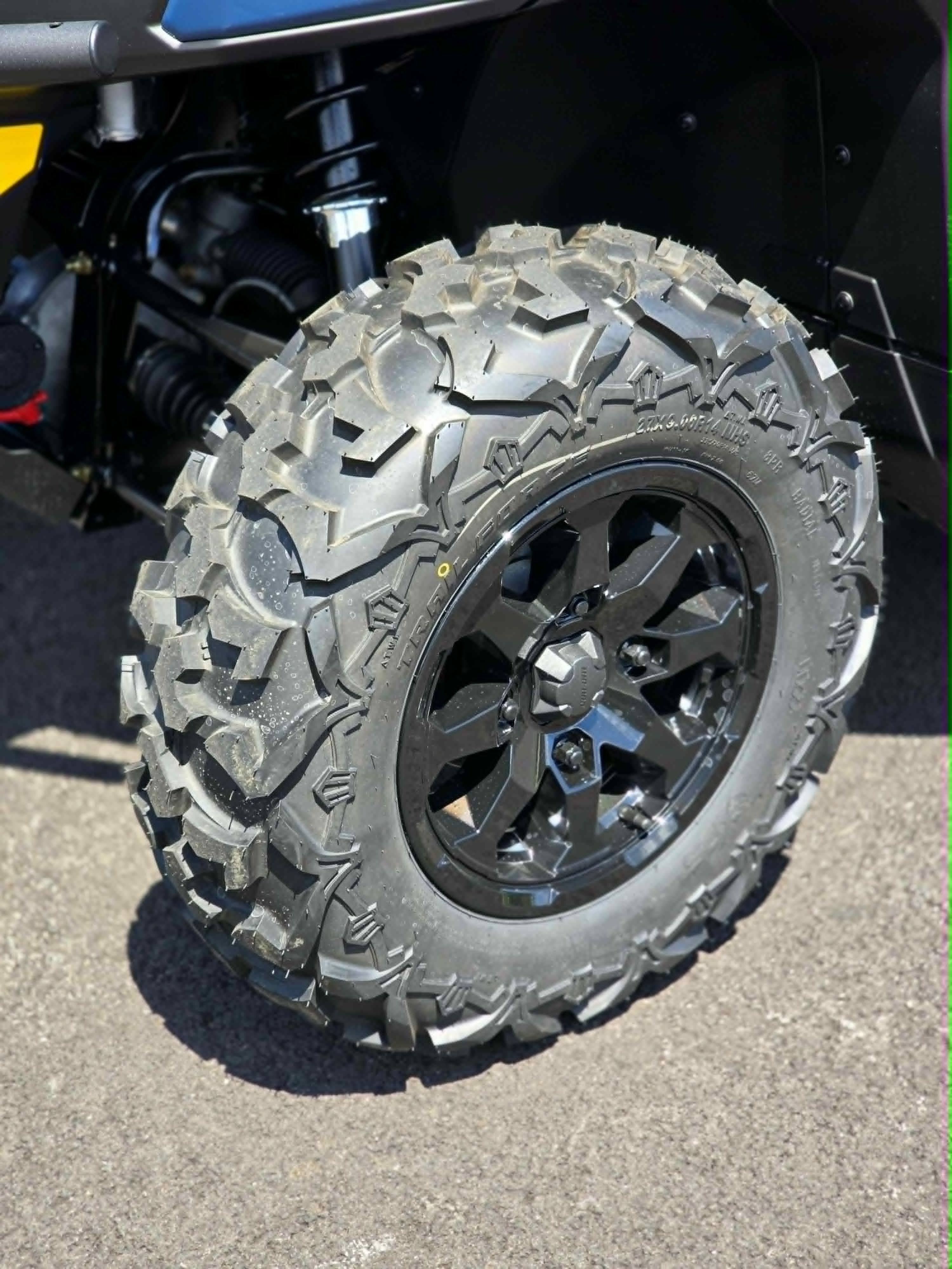 2026 Can-Am™ Defender XT HD9 8