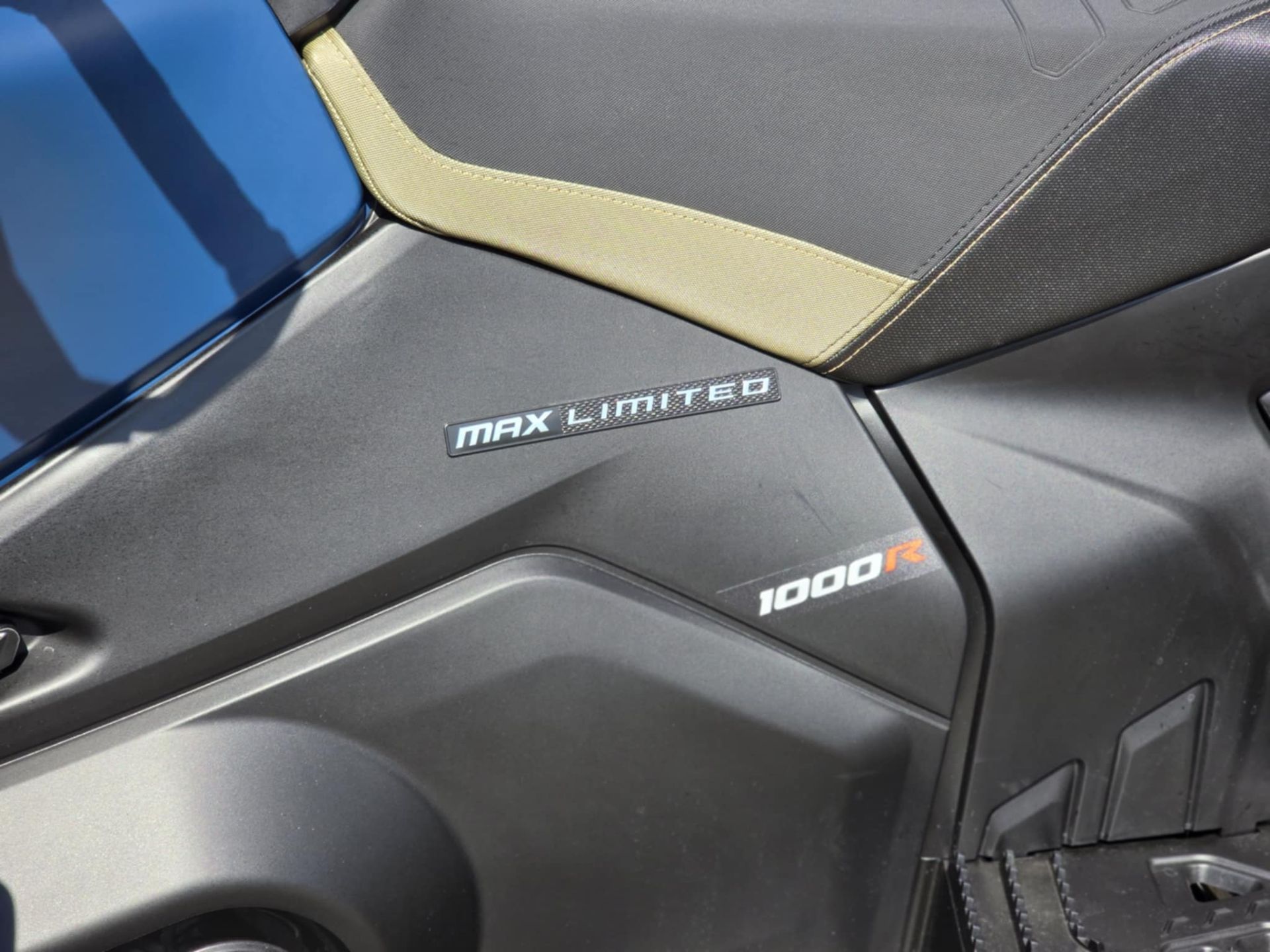 2026 Can-Am™ Outlander MAX Limited 1000R 10
