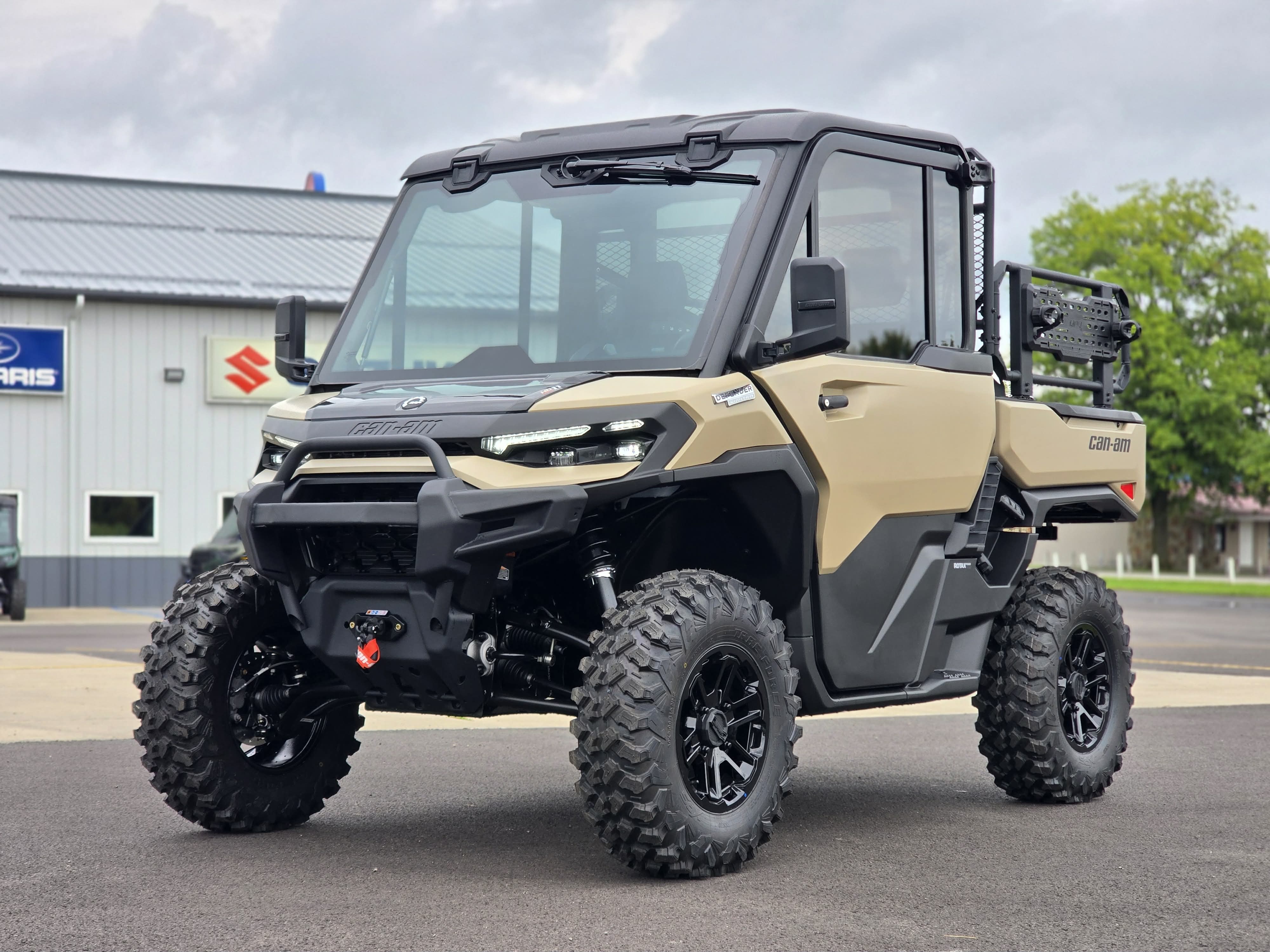 2027 Defender XU Limited HD11