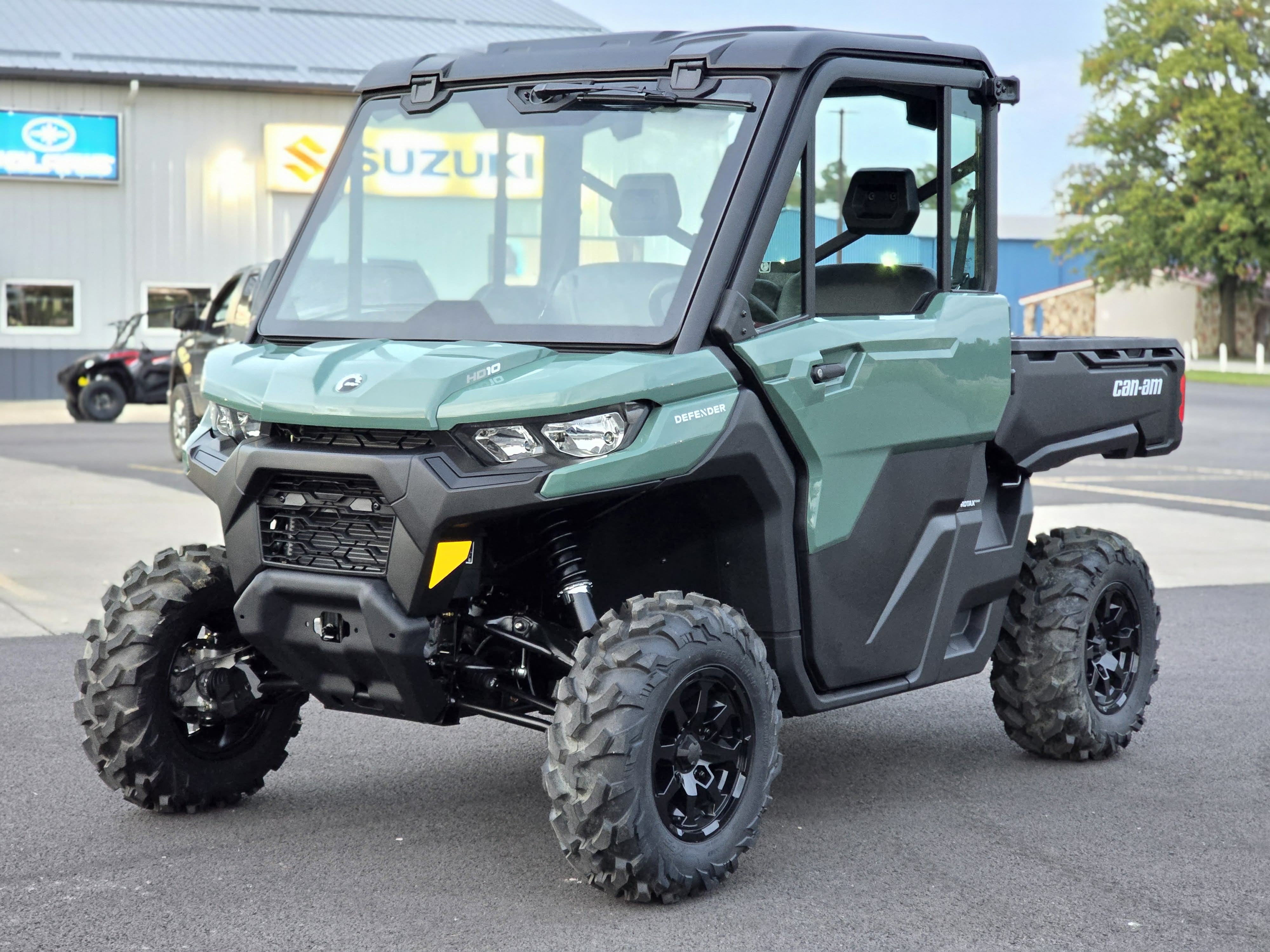 2026 Defender DPS CAB HD10