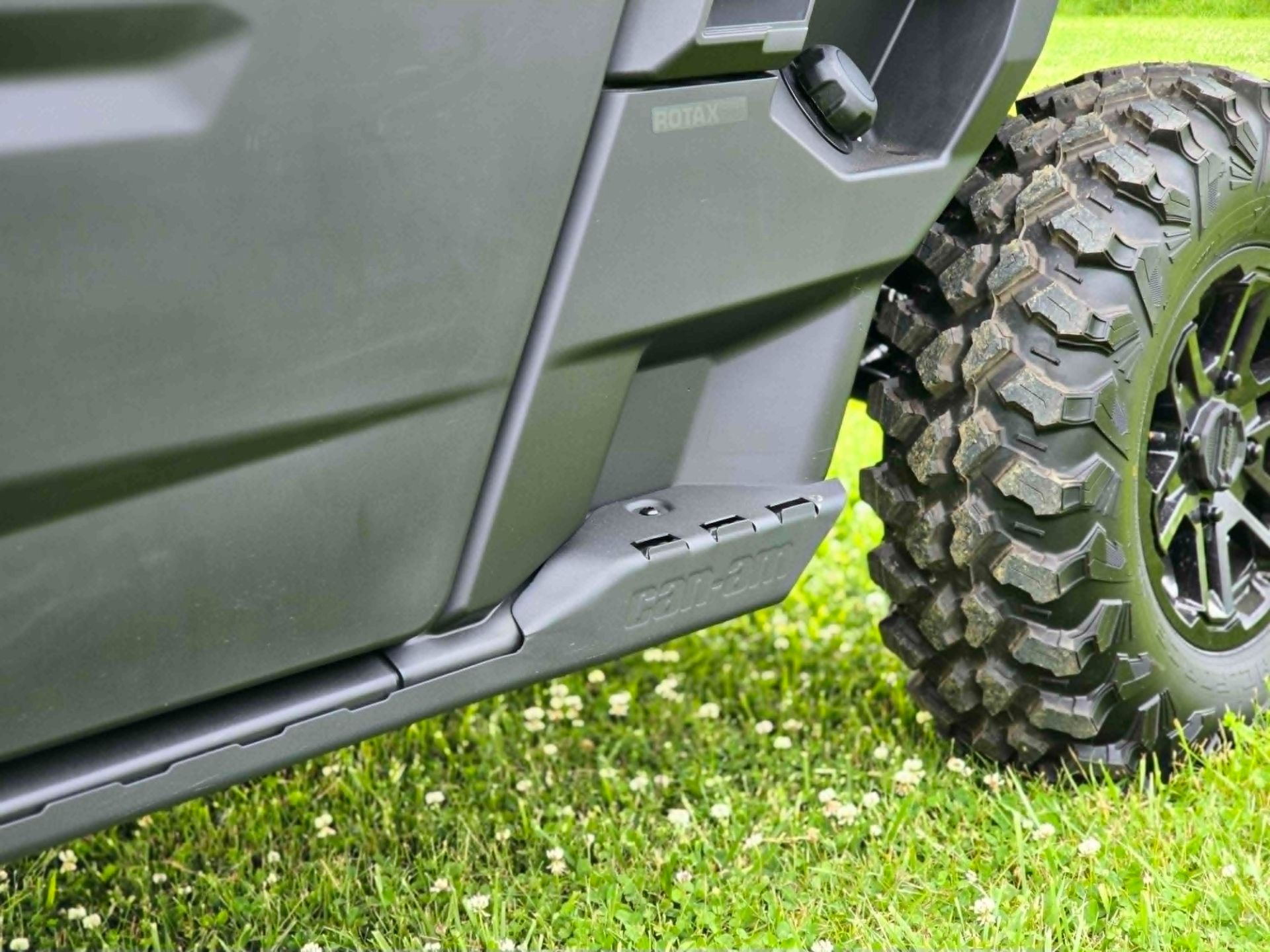 2026 Can-Am™ Defender MAX Lone Star CAB HD11 11