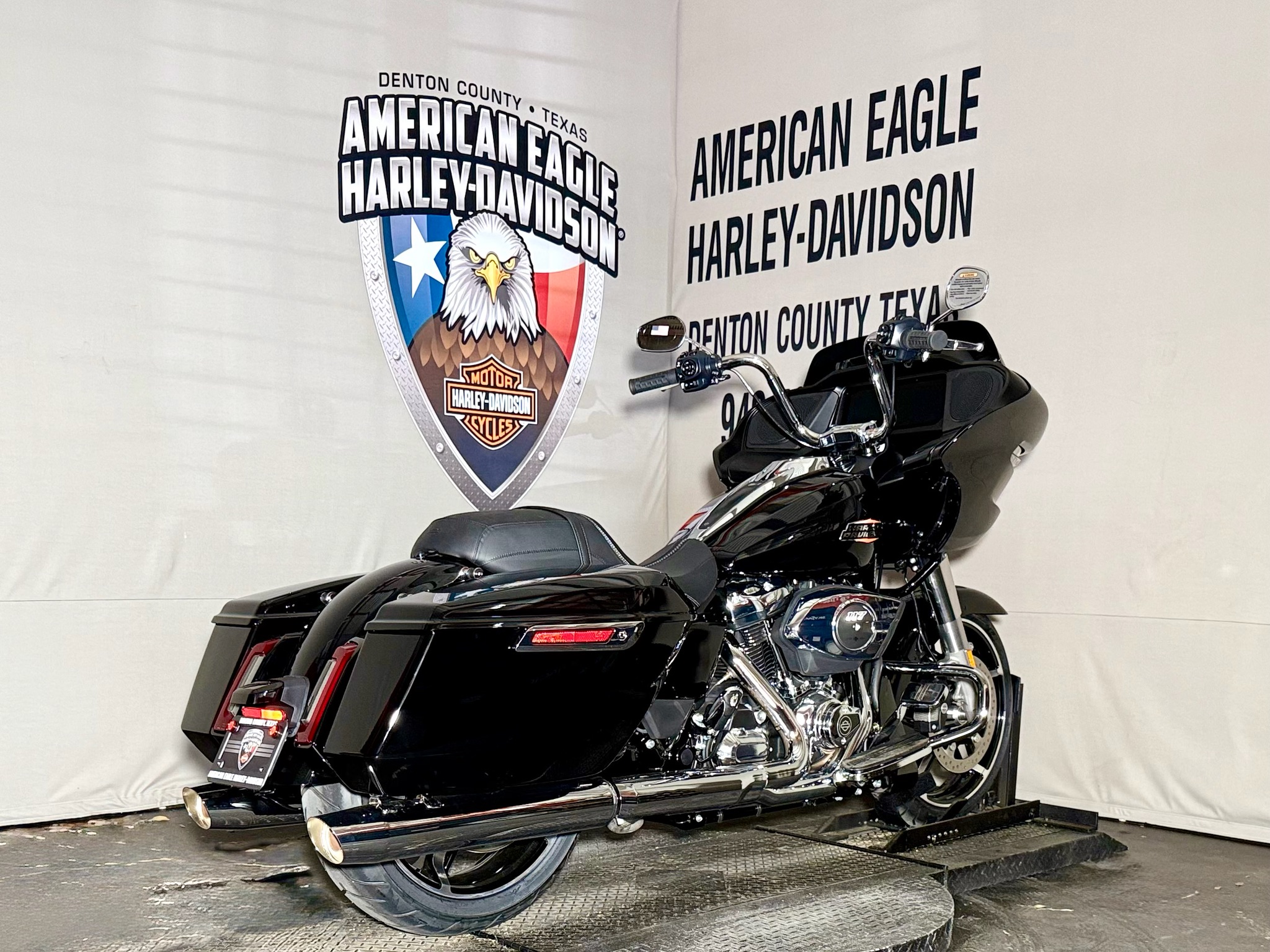 2026 Harley-Davidson Road Glide® 8