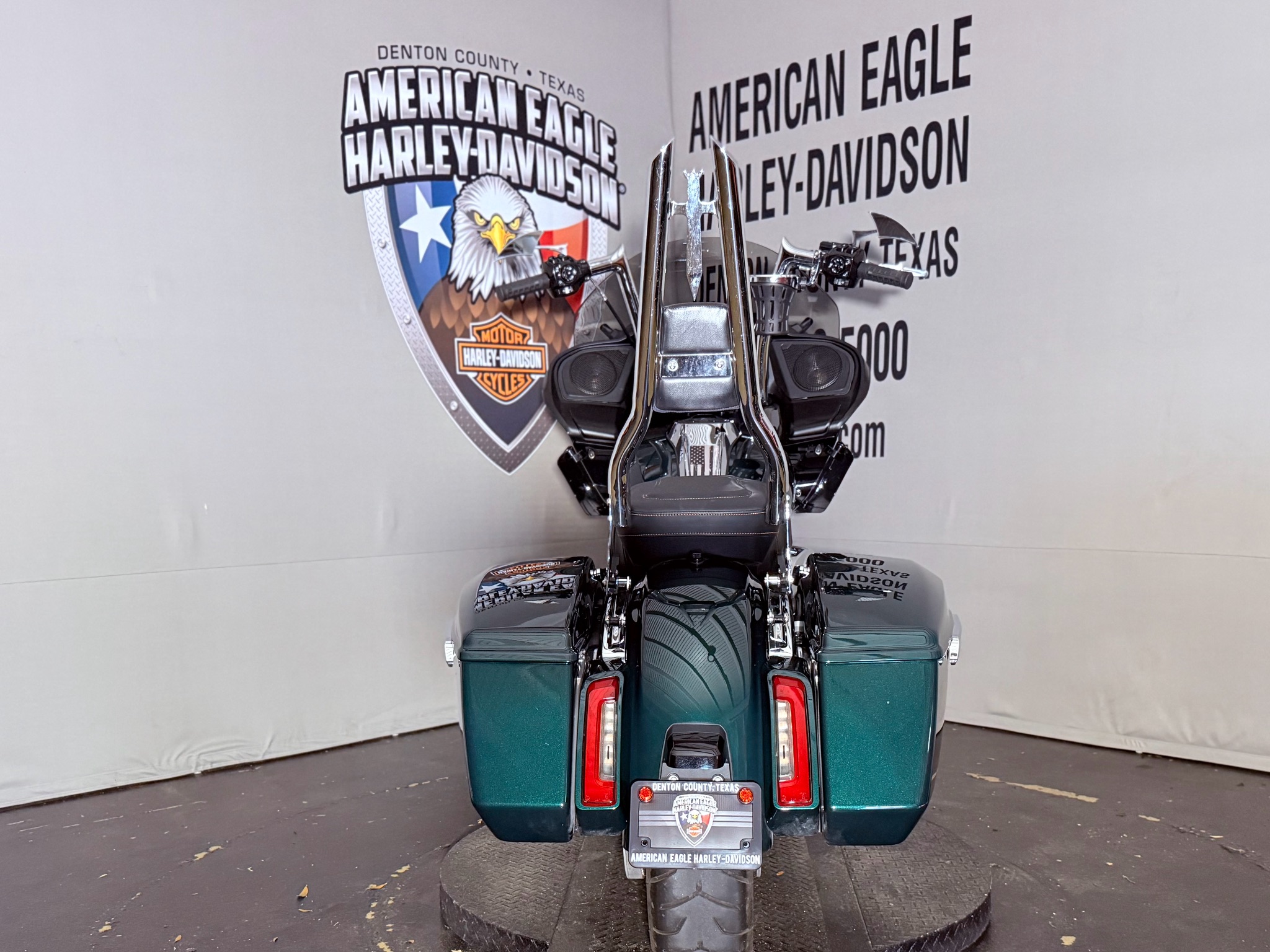 2024 Harley-Davidson Road Glide® 7