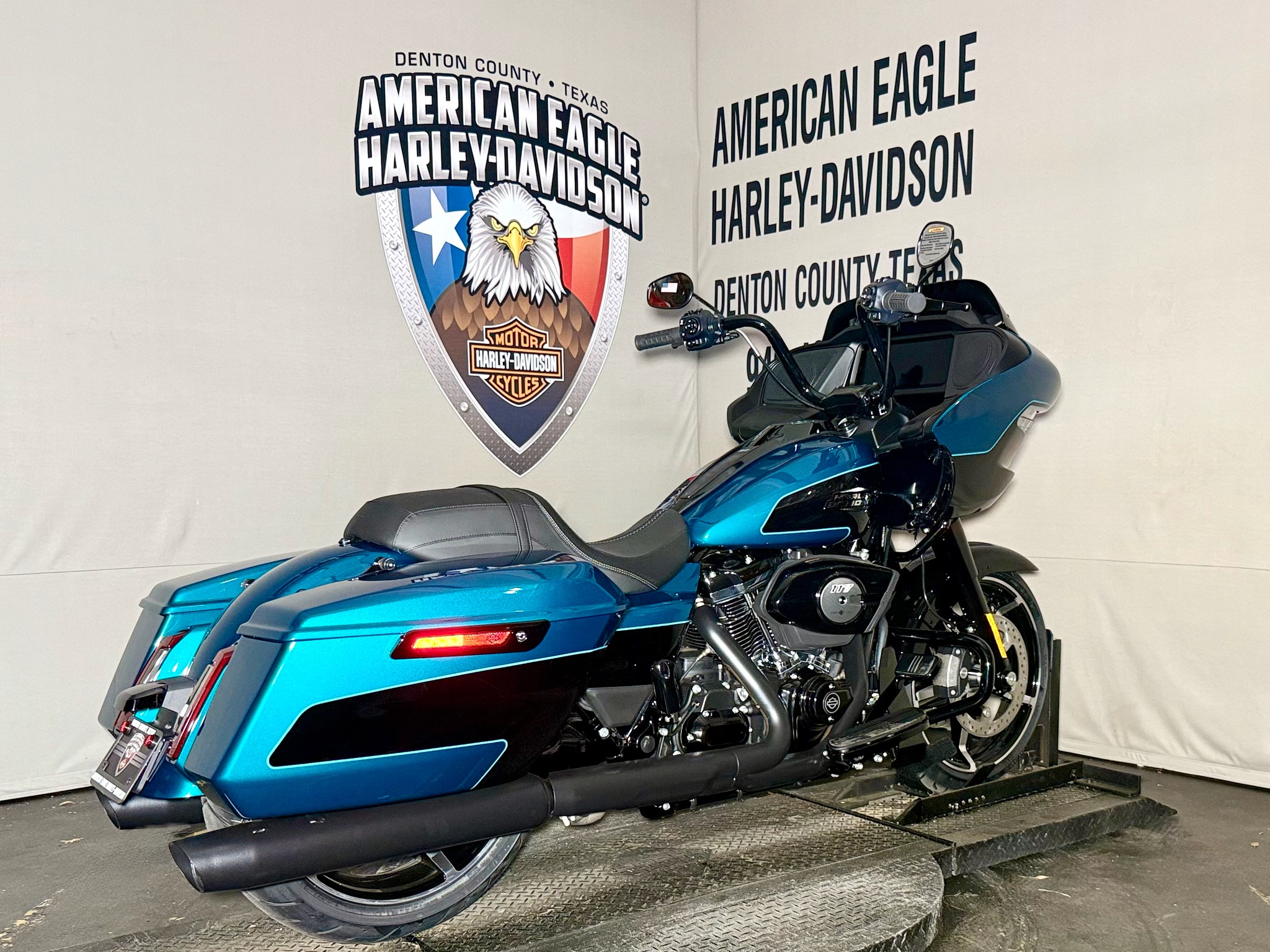 2026 Harley-Davidson Road Glide® 8