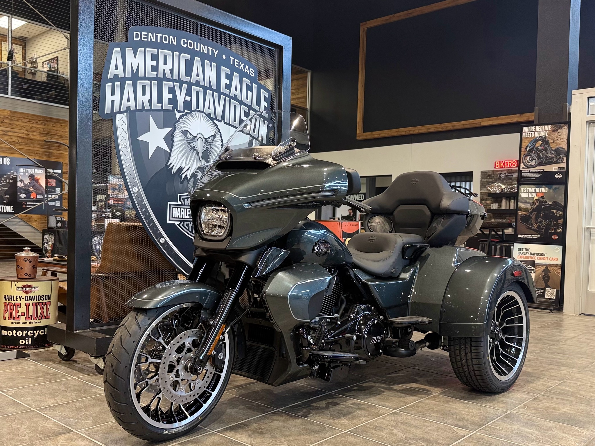 2026 Harley-Davidson Street Glide® 3 Limited 4