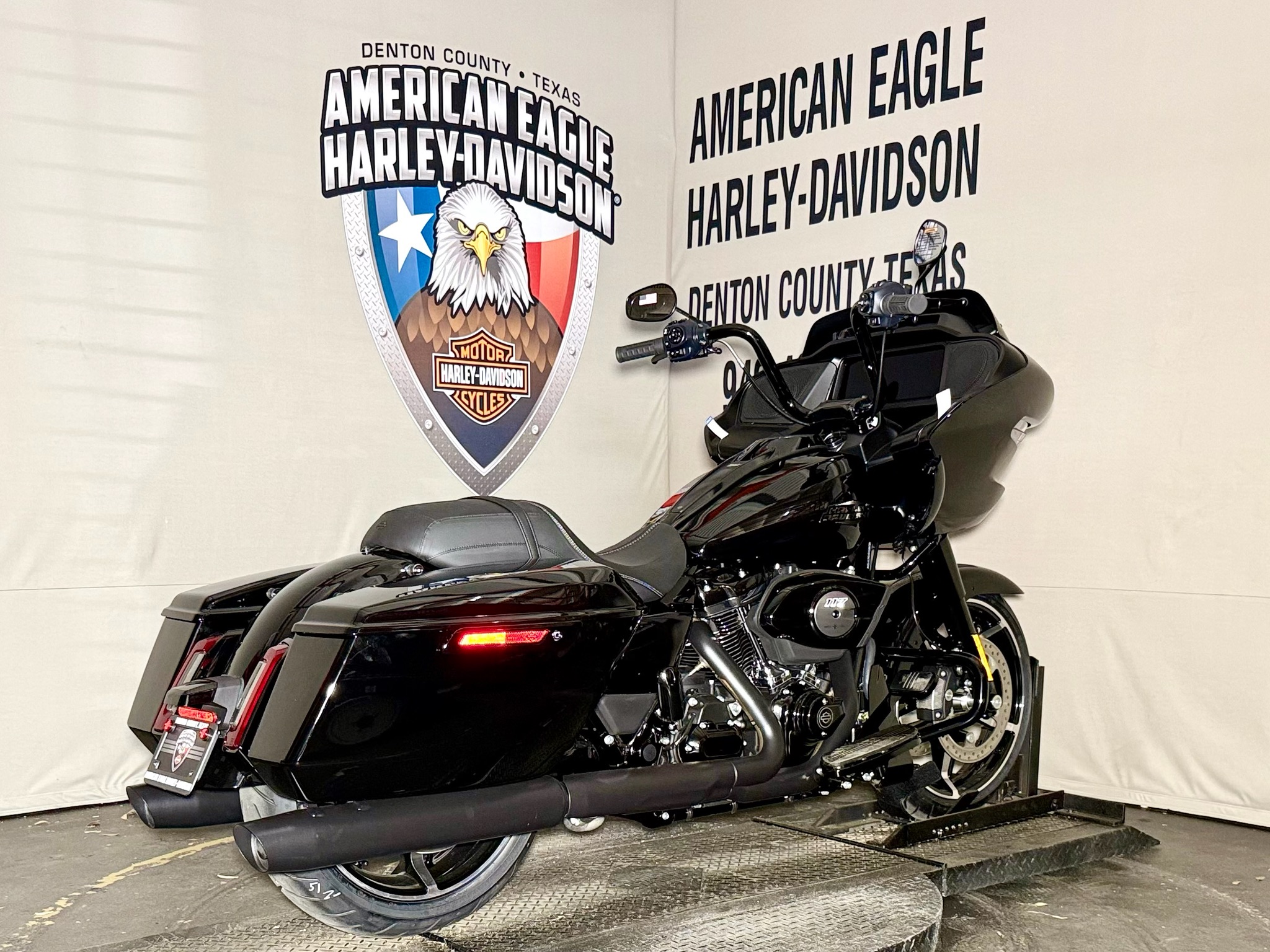 2026 Harley-Davidson Road Glide® 8